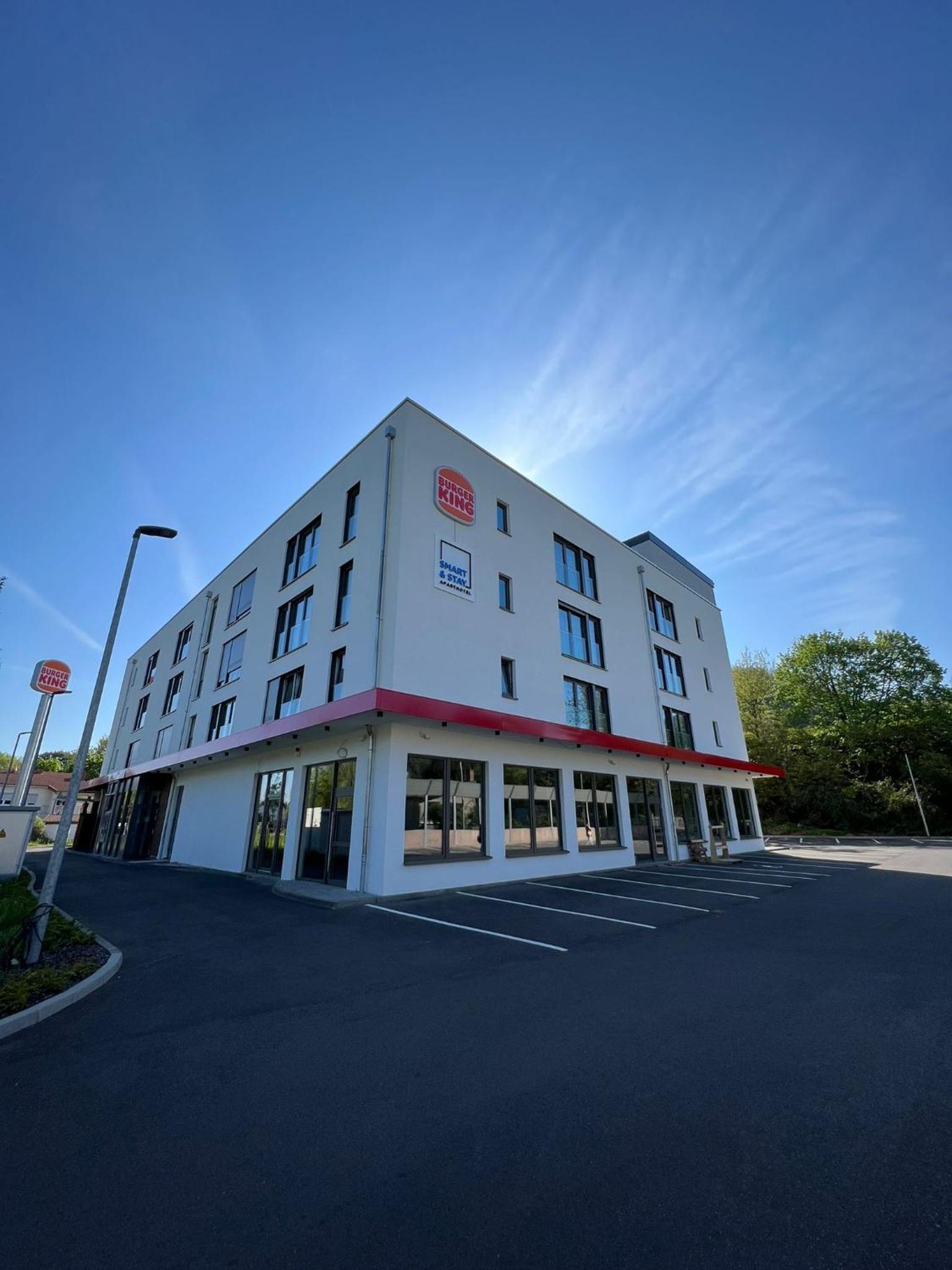 Smart Stay Aparthotel Saarbrucken Sud - Self-Check-In - Free Parking - Property Image 41