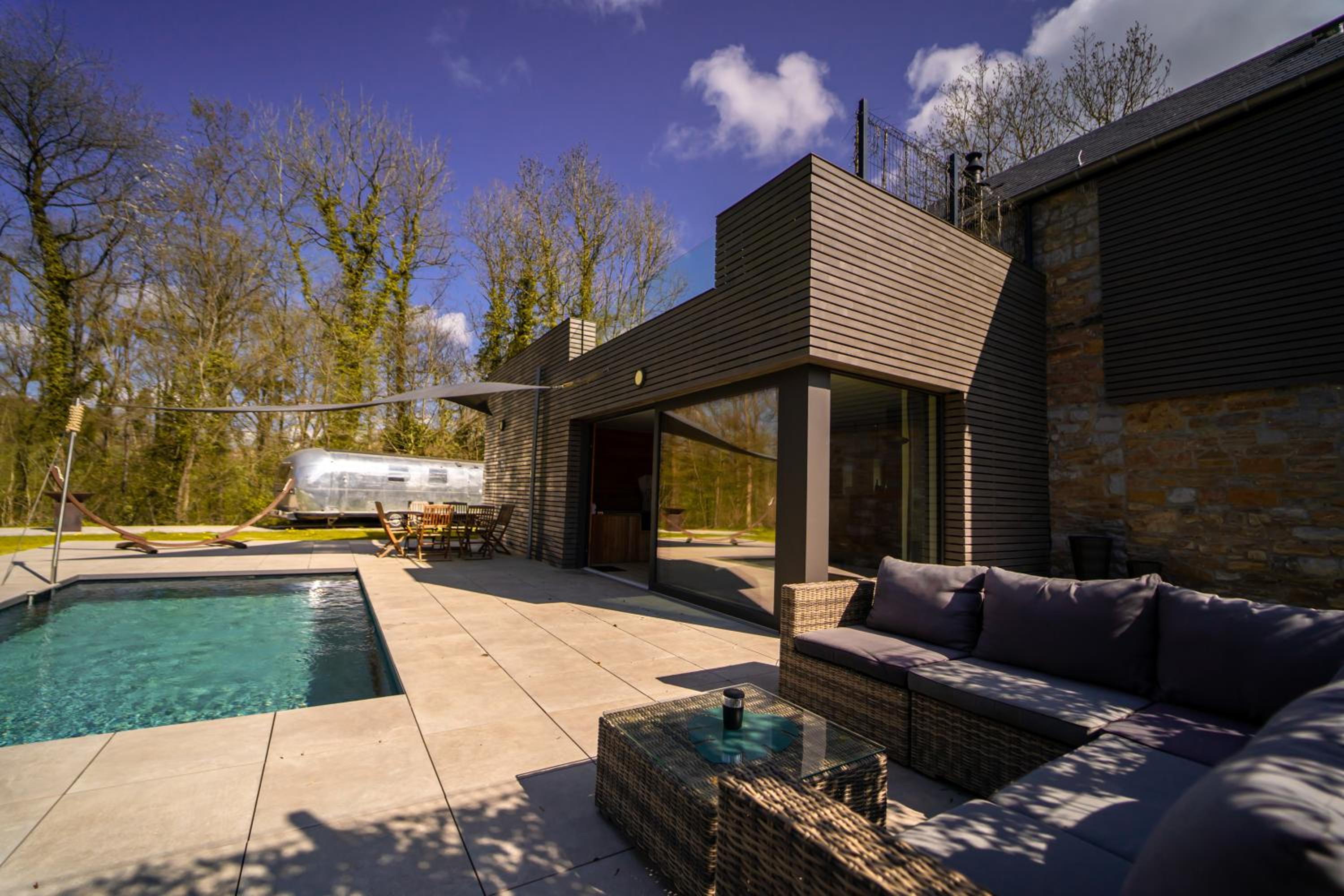 Le Fermage - logement avec piscine, sauna et jacuzzi