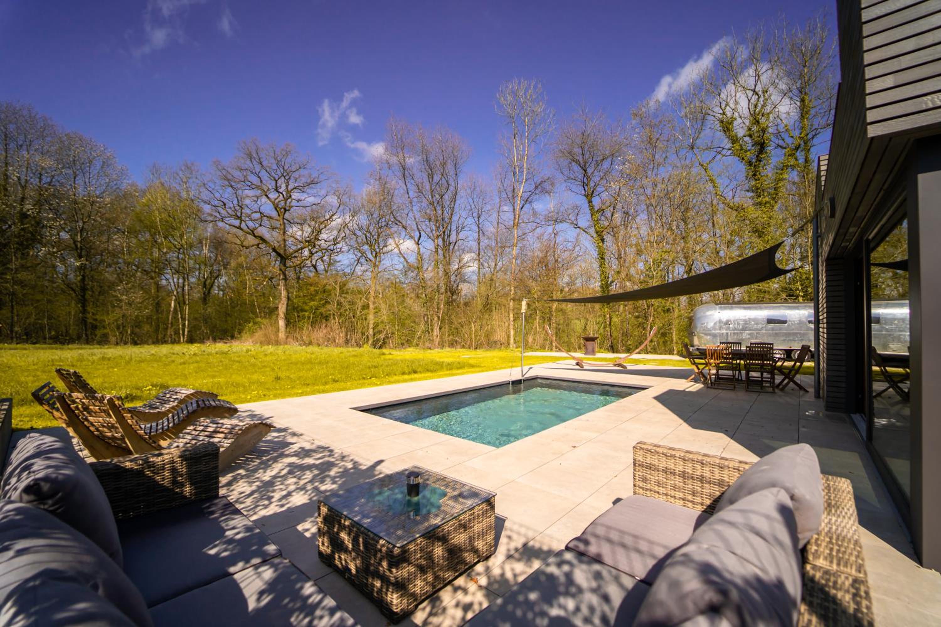 Le Fermage - logement avec piscine, sauna et jacuzzi