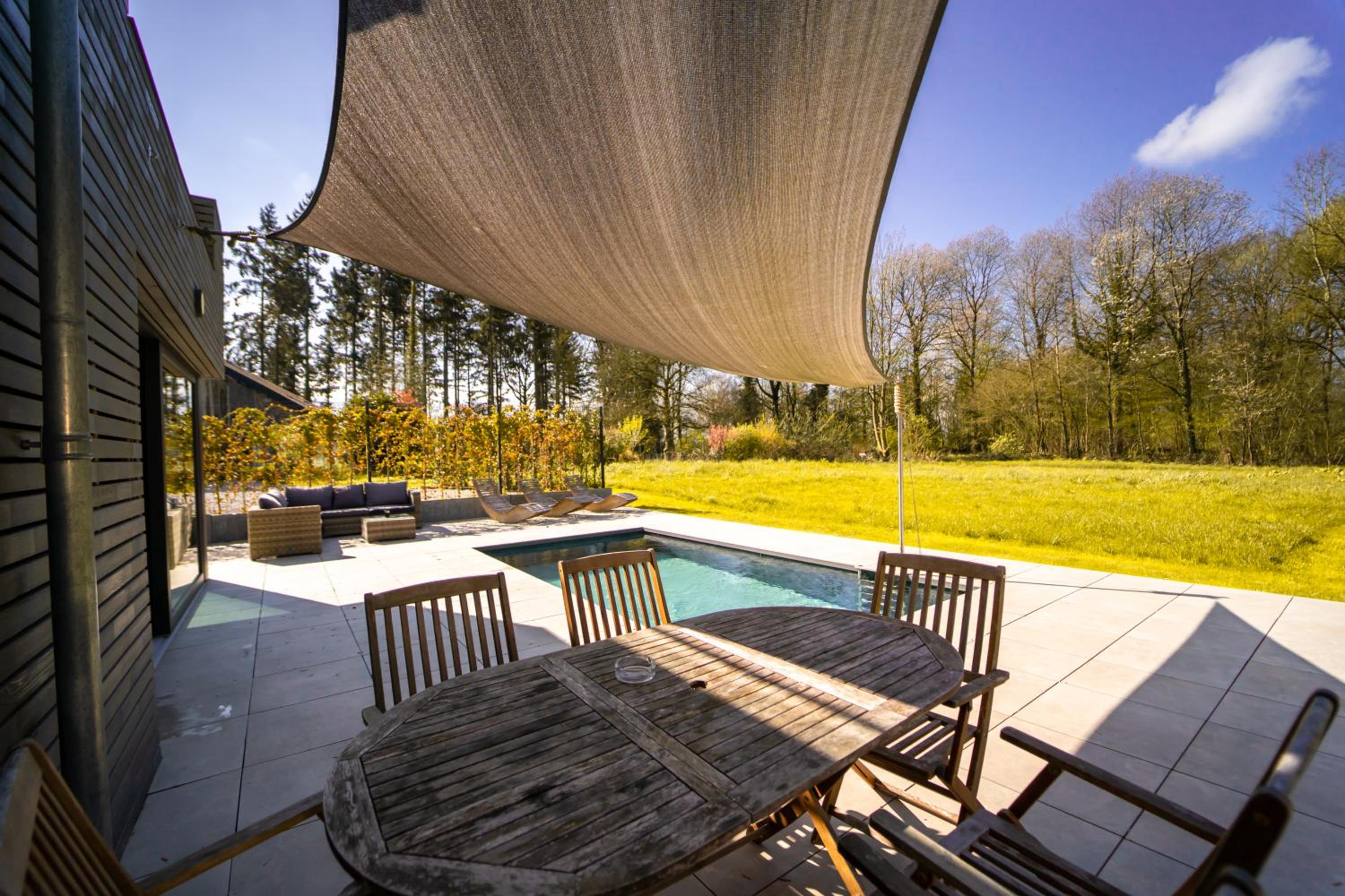Le Fermage - logement avec piscine, sauna et jacuzzi