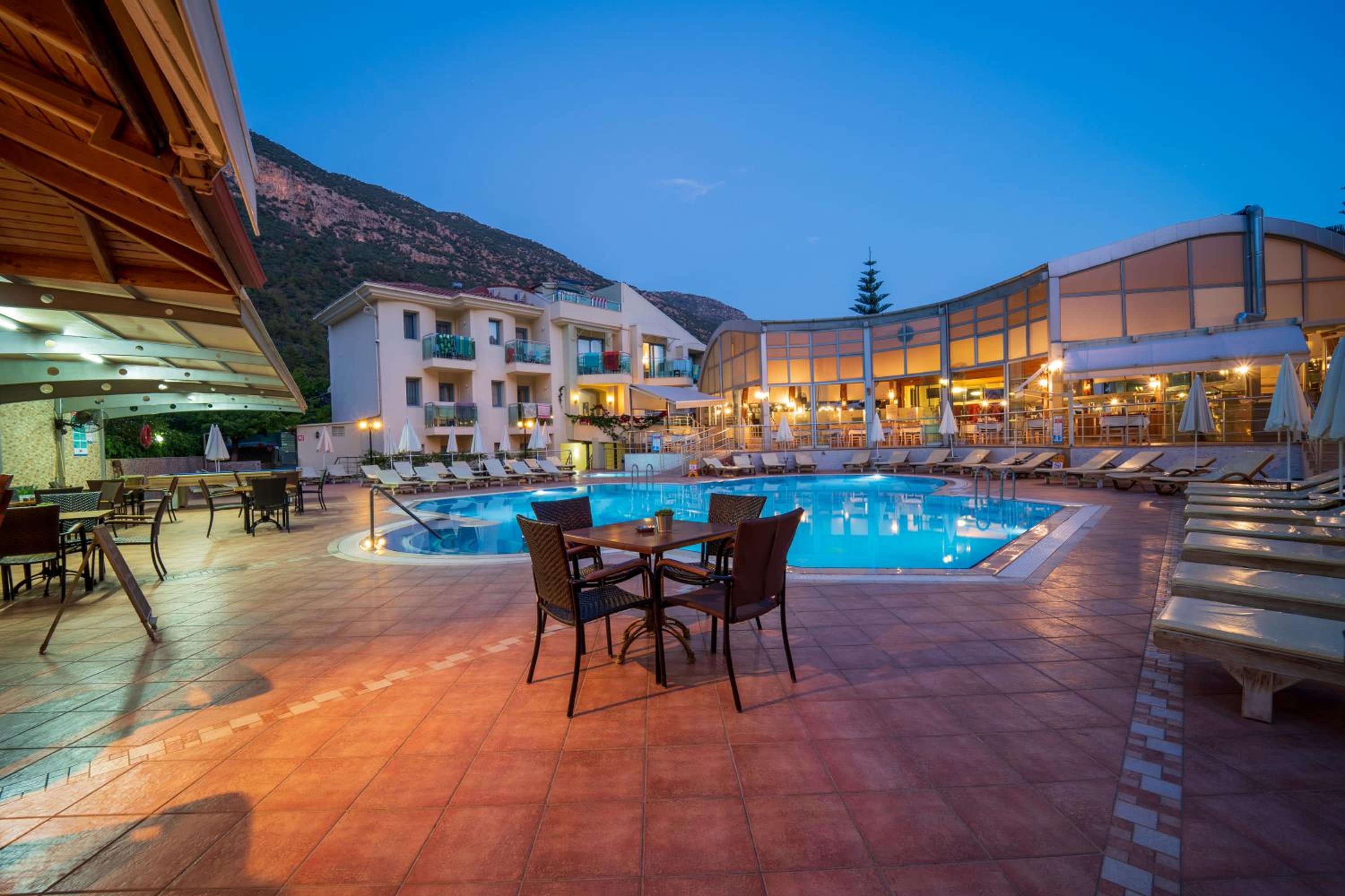 Belcehan Hotel