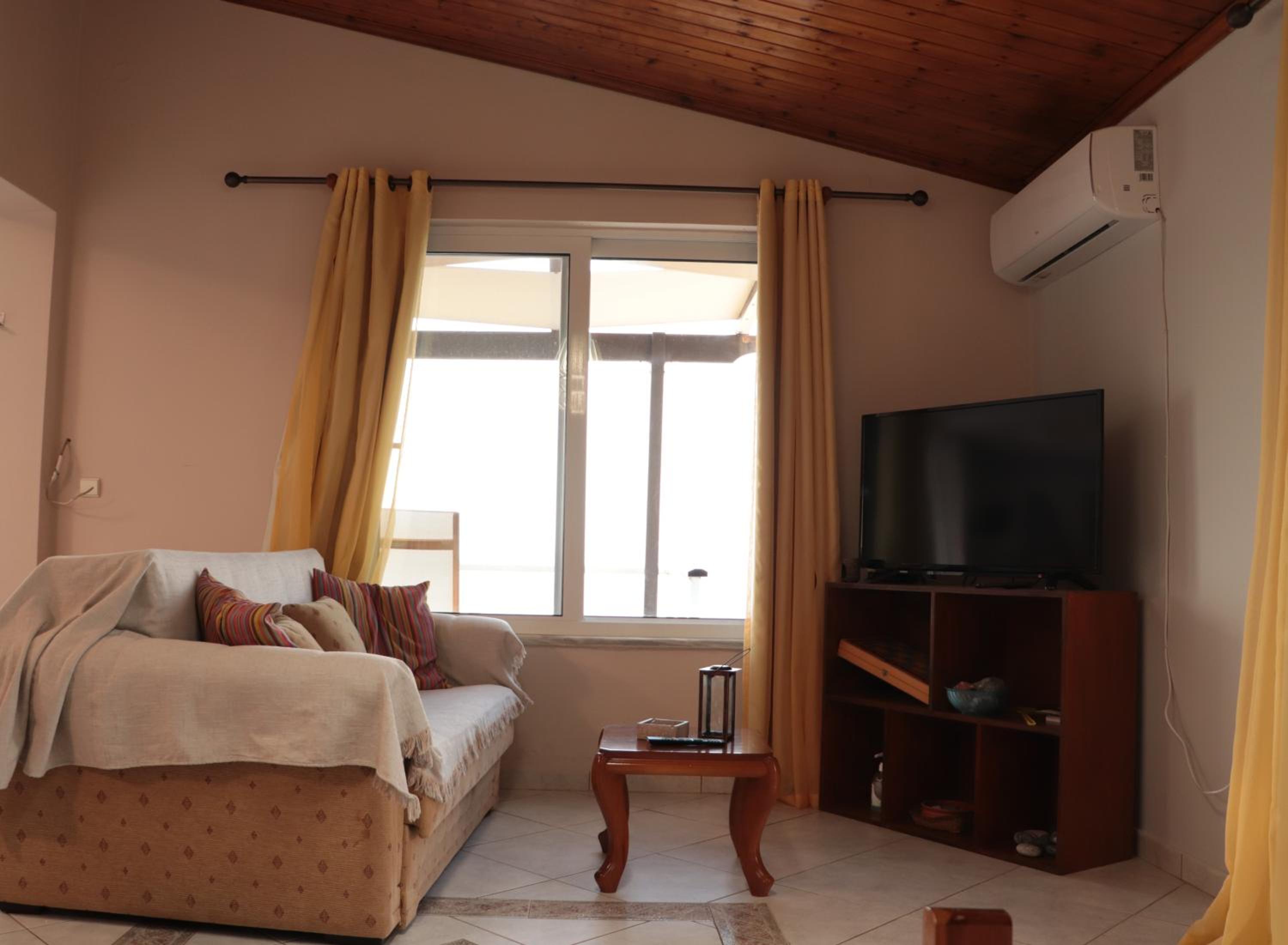 Dream apartments limnionas