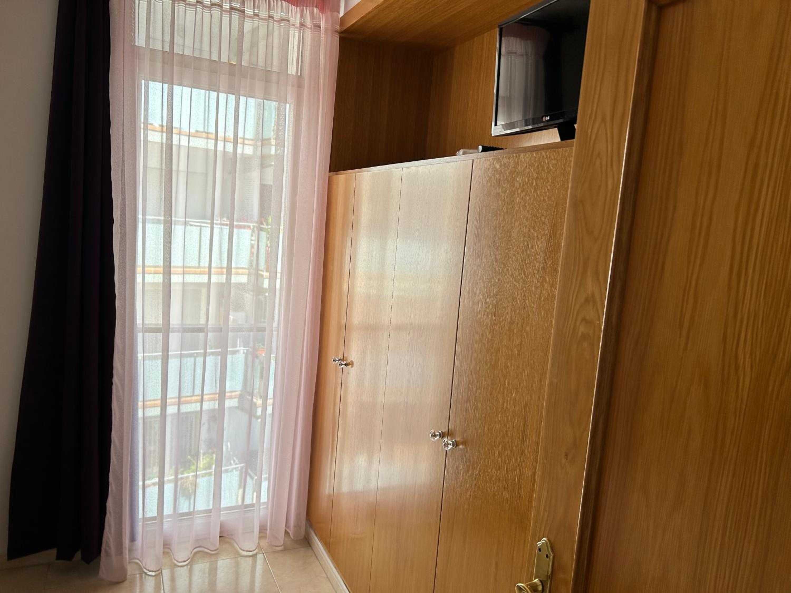 Apartments MTB Only Couples