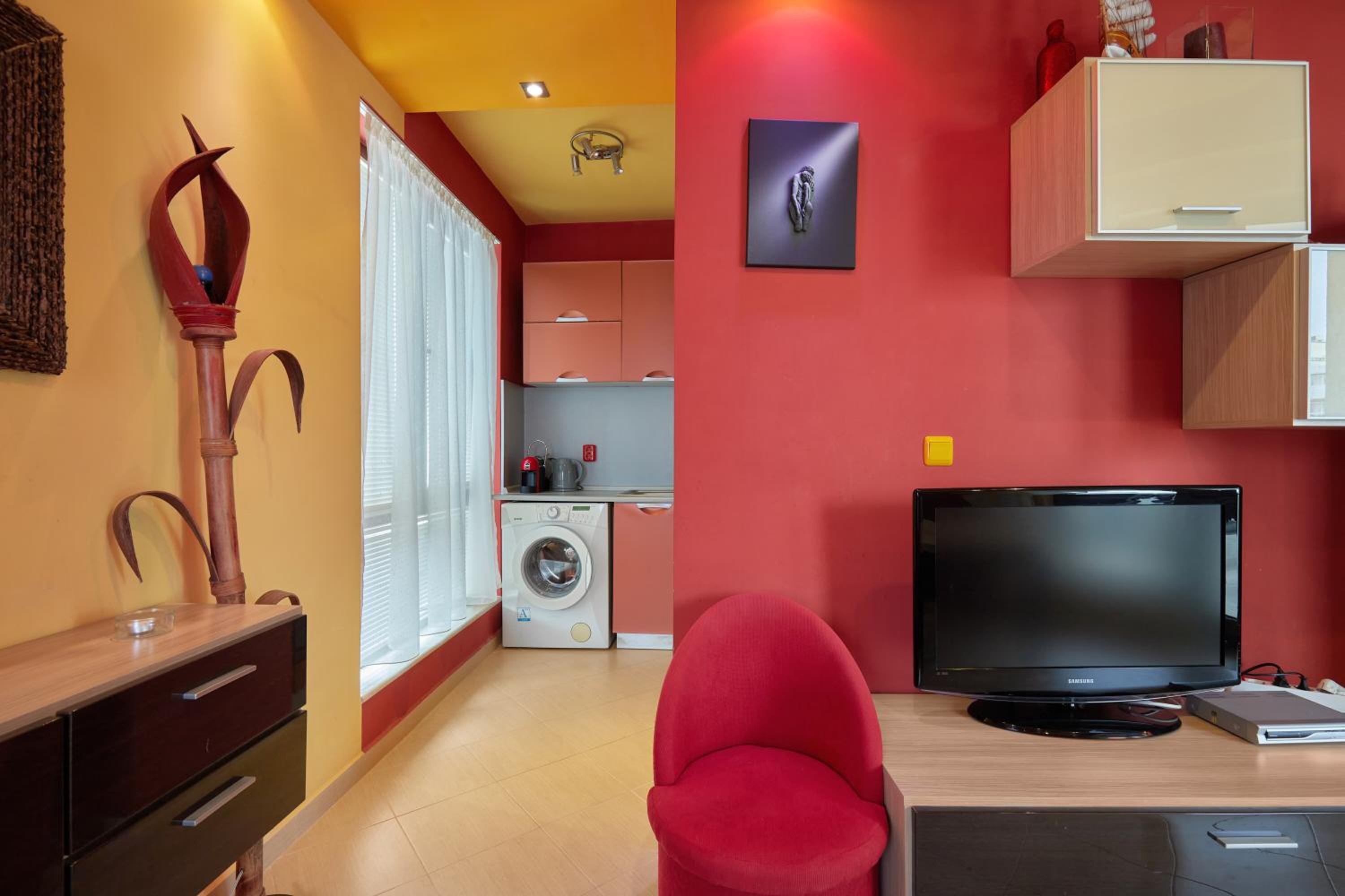 The Love Nest - 1BD Apartment in Sunny Beach by Flat Mаnаger