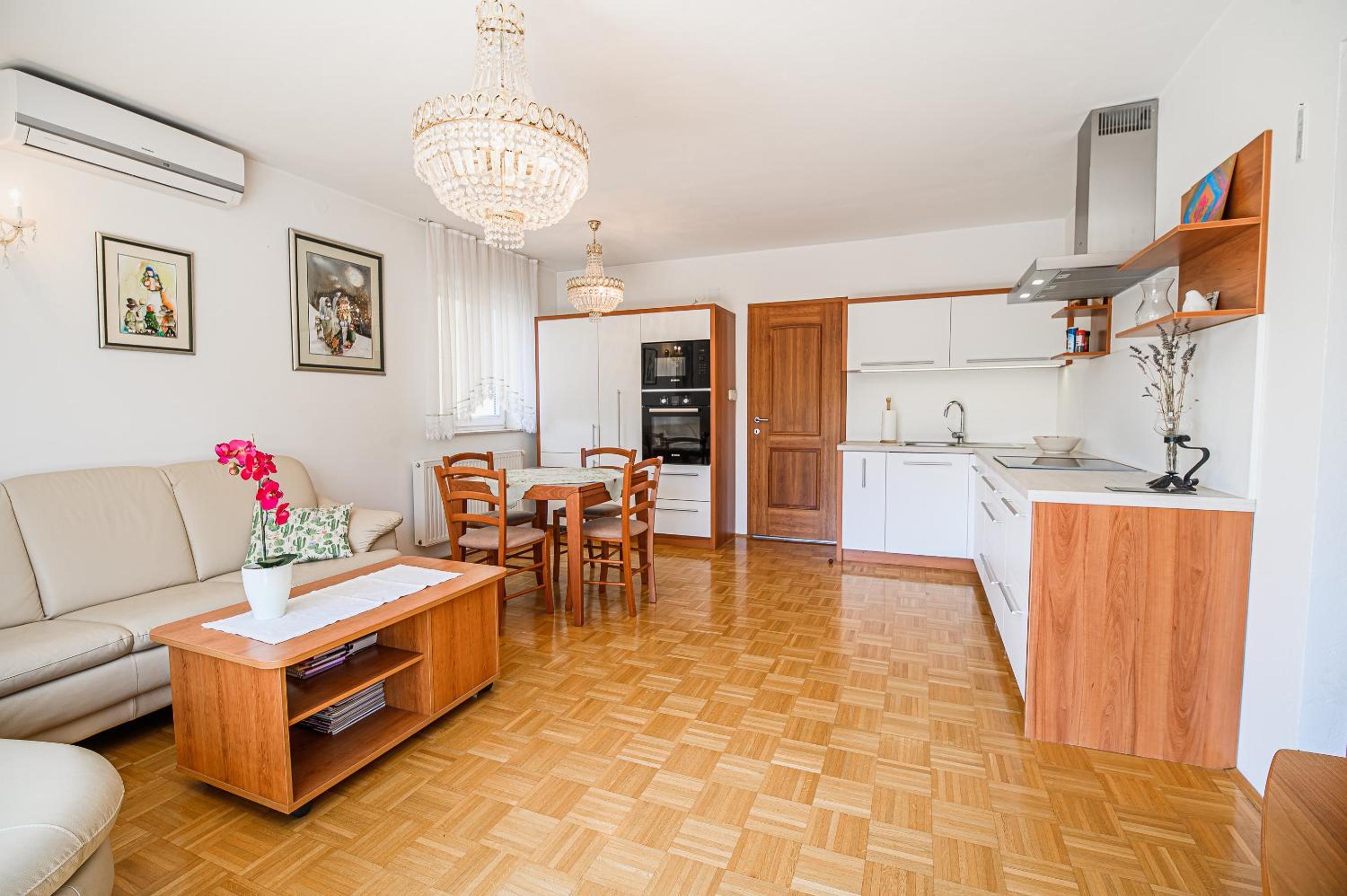 Apartments Vila Lena at Aqualuna view 5