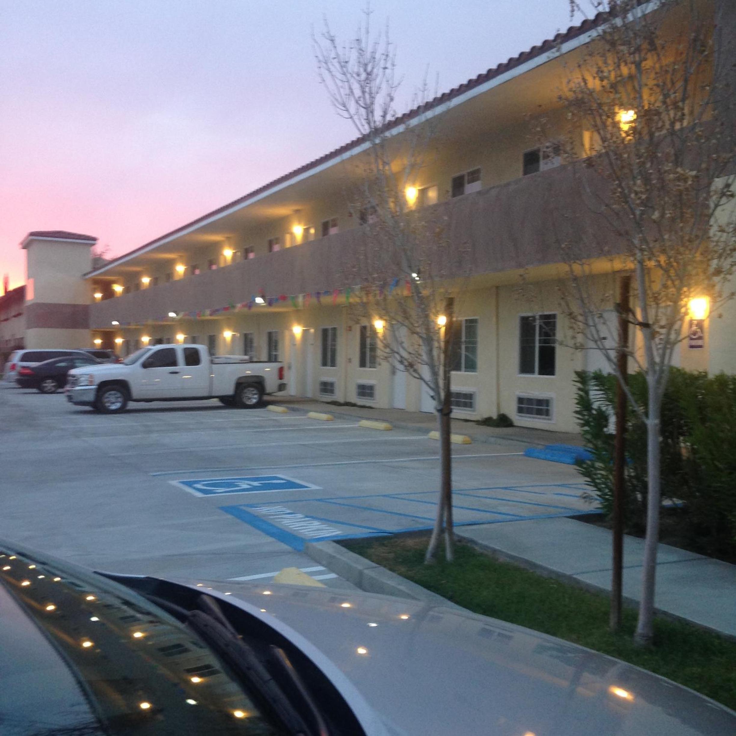Ridgecrest Vacations - America Inn  Suites - Property Image 22