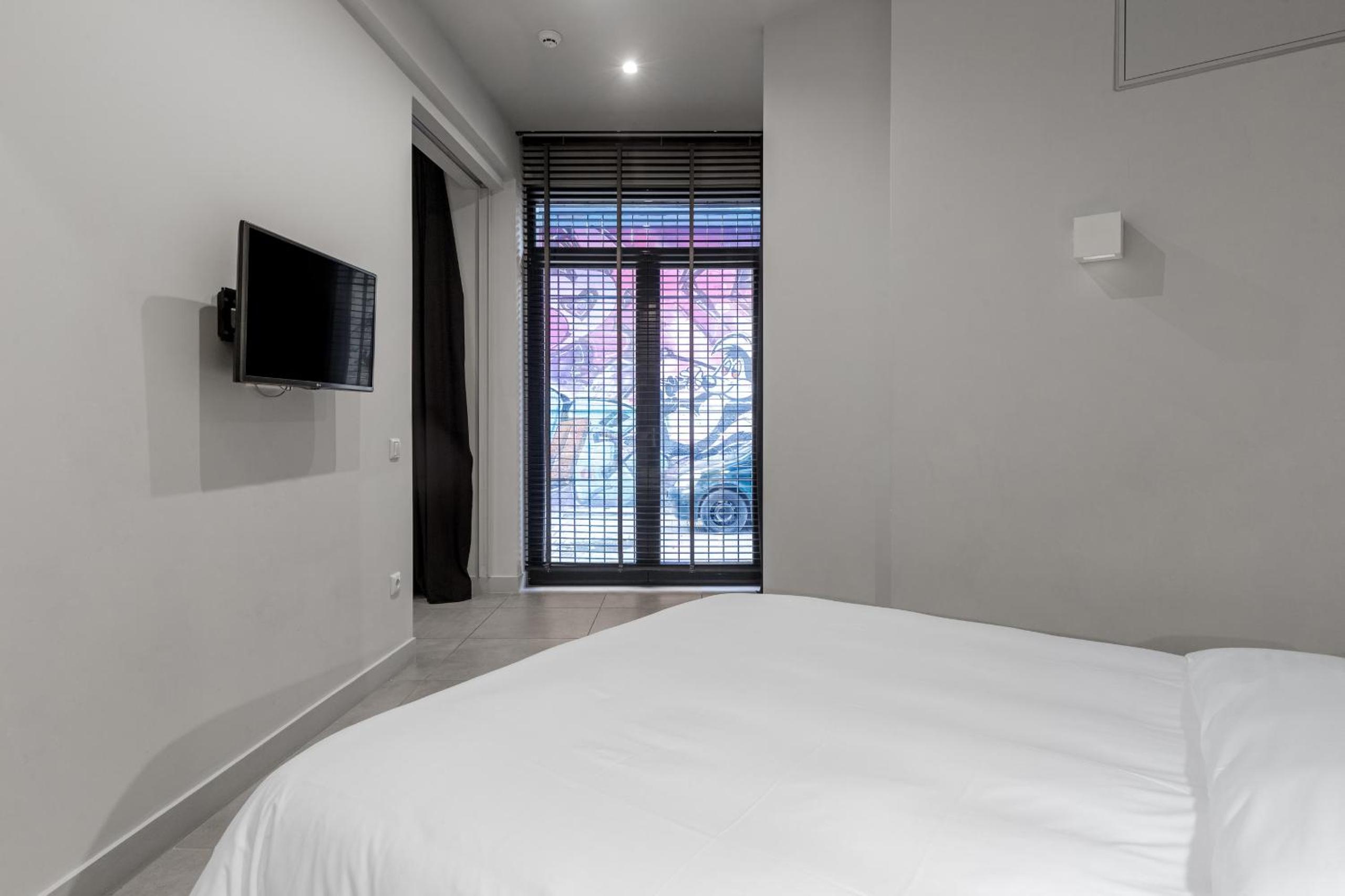 85 sqm in the Heart of Athens Rooftop Deck
