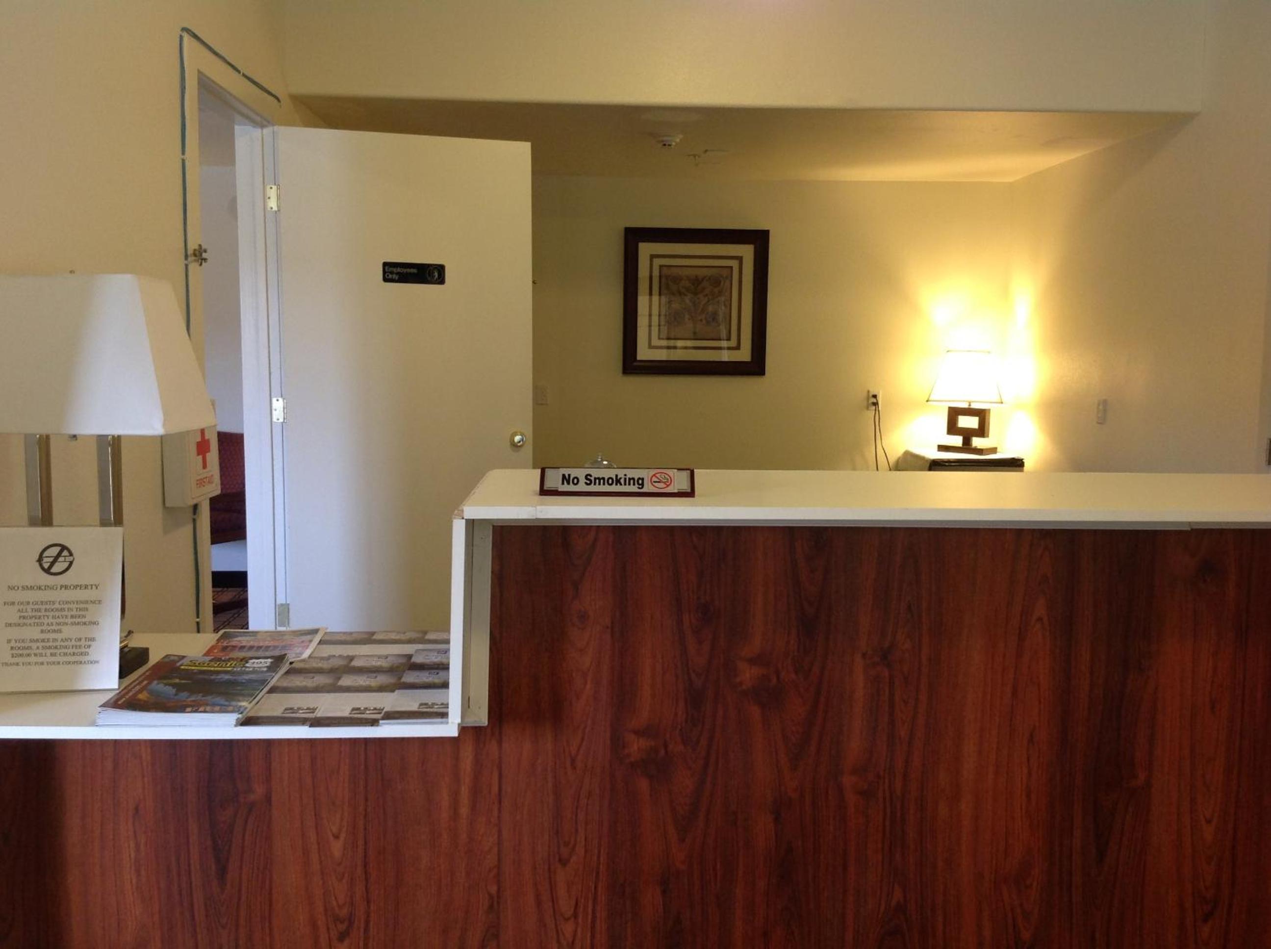Ridgecrest Vacations - America Inn  Suites - Property Image 21