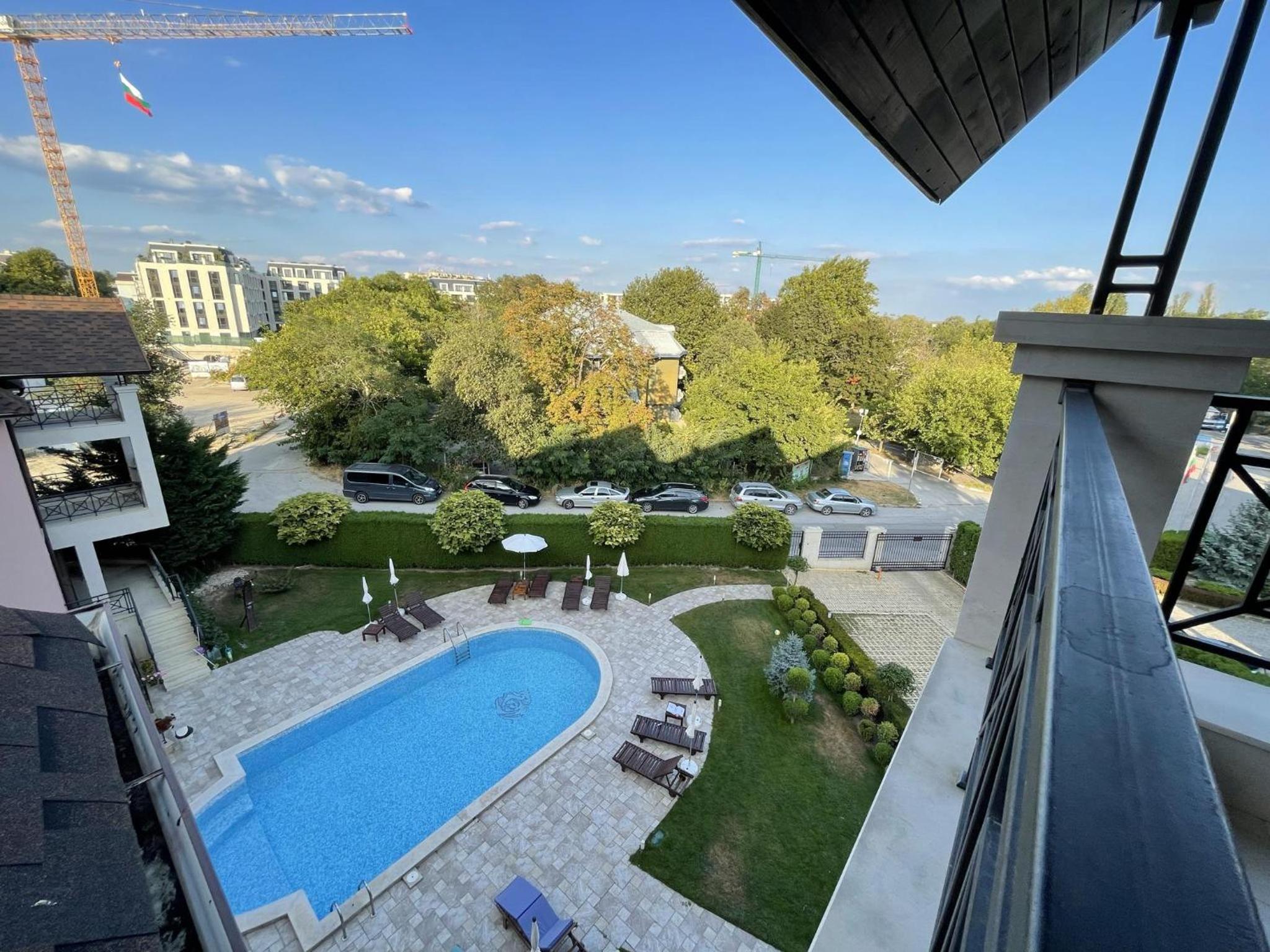 Stunning 2-Bed Apartment in sea resort Varna