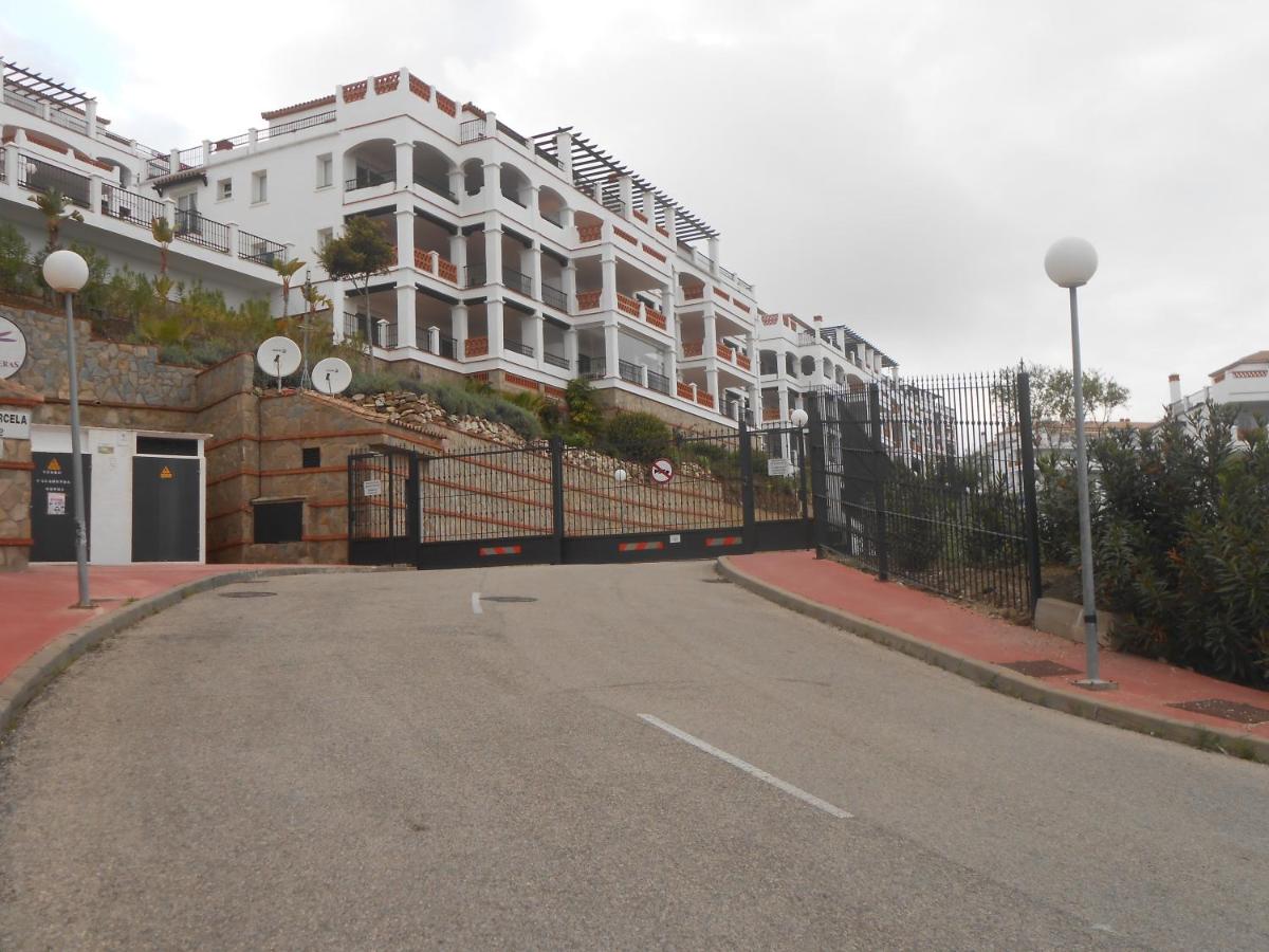 Apartment in Las Palmeras de Calahonda view 3