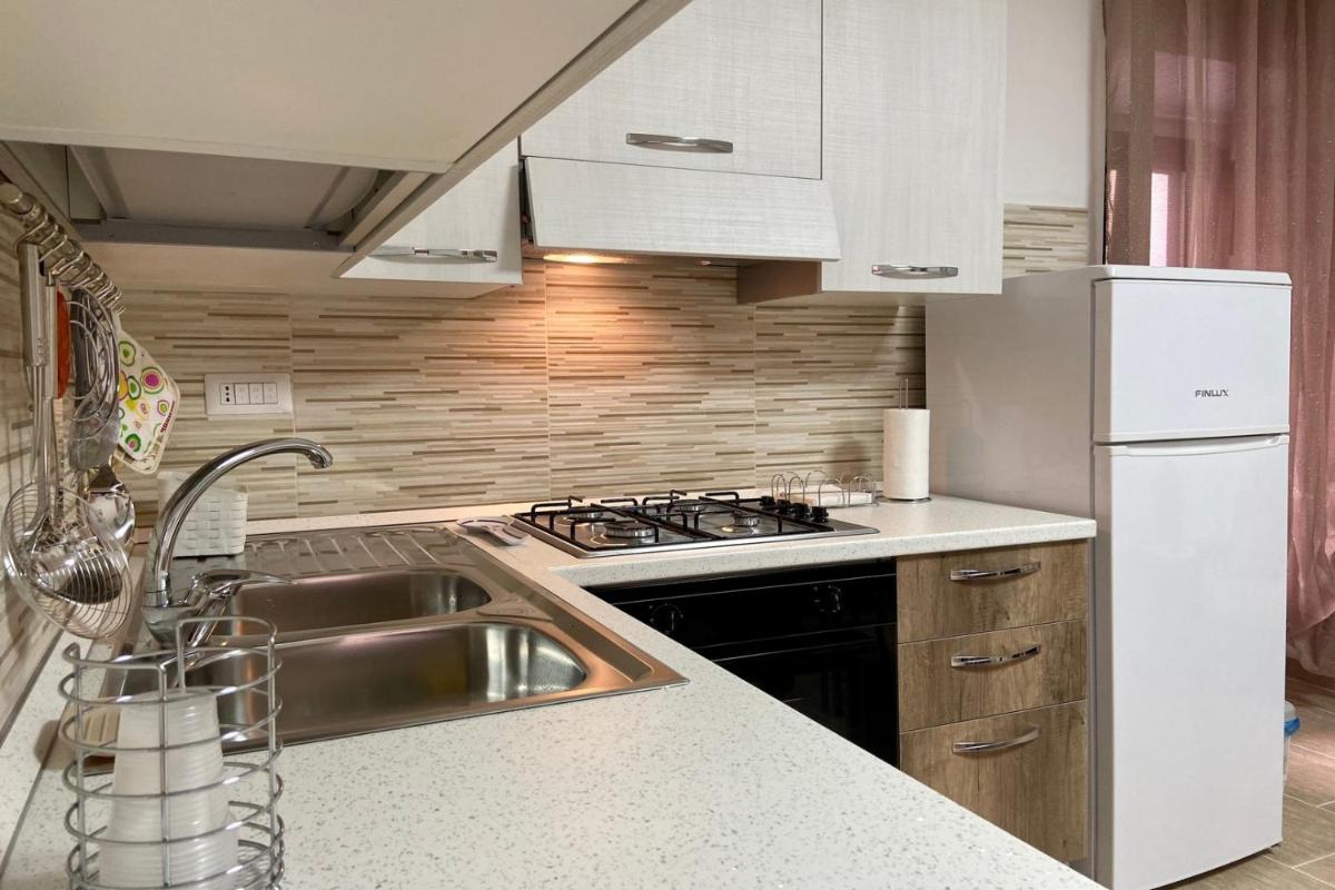 Cozy Apt In The Beautiful Marina - Happy Rentals view 2