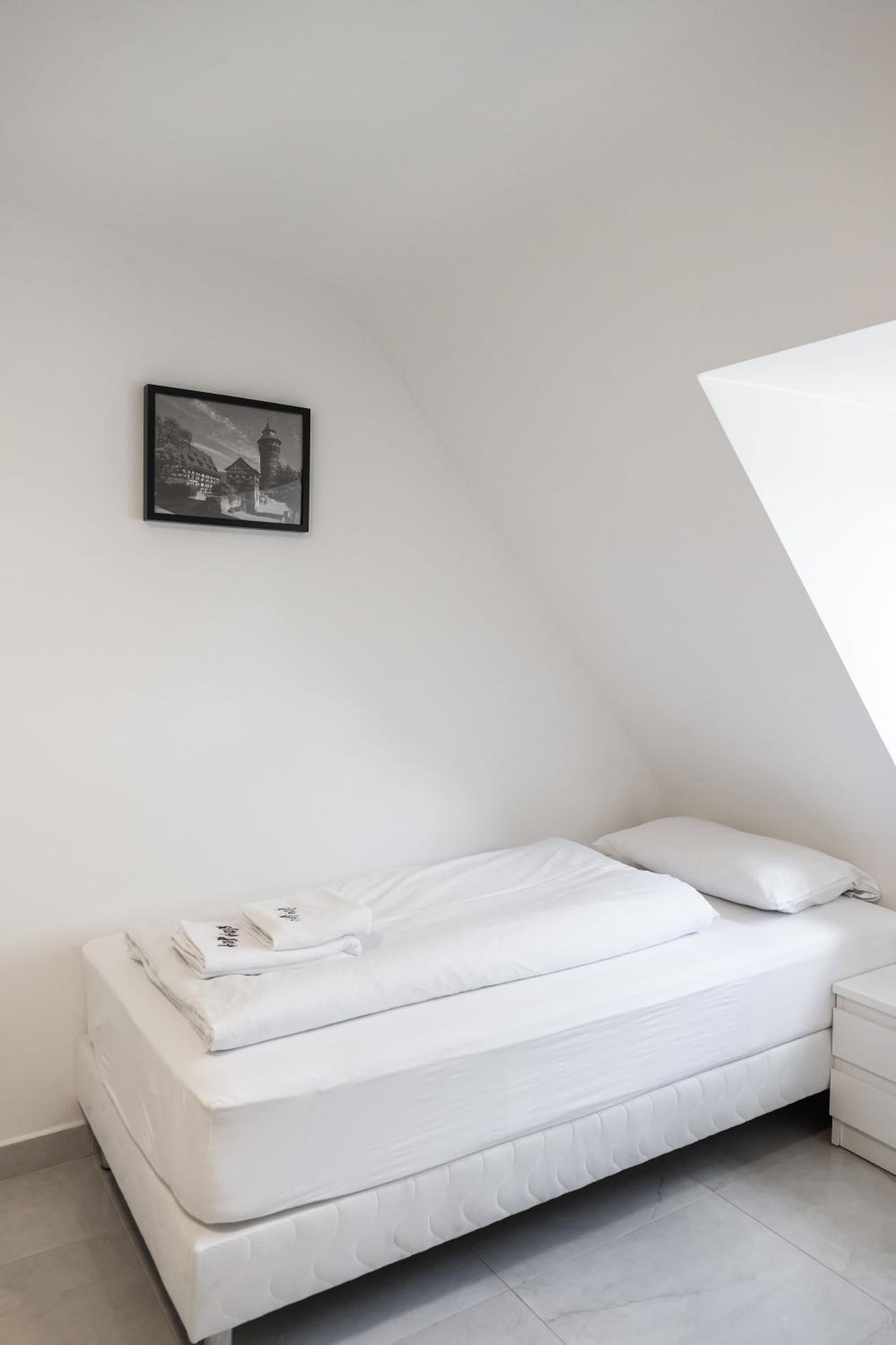 StayStay Guesthouse I 24 Hours Check-In