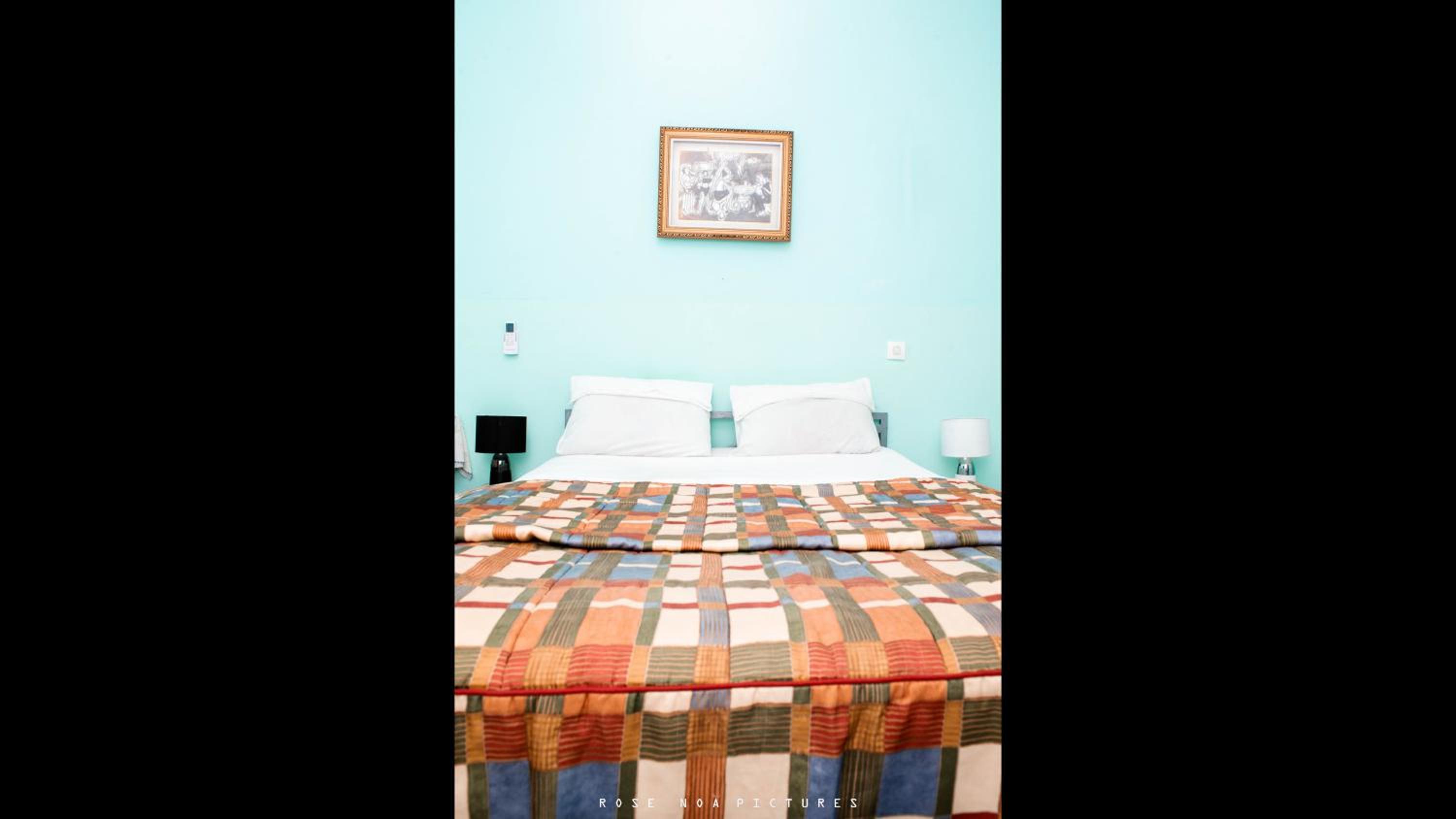 Odza, modern apartment, 3 bedrooms, private parking