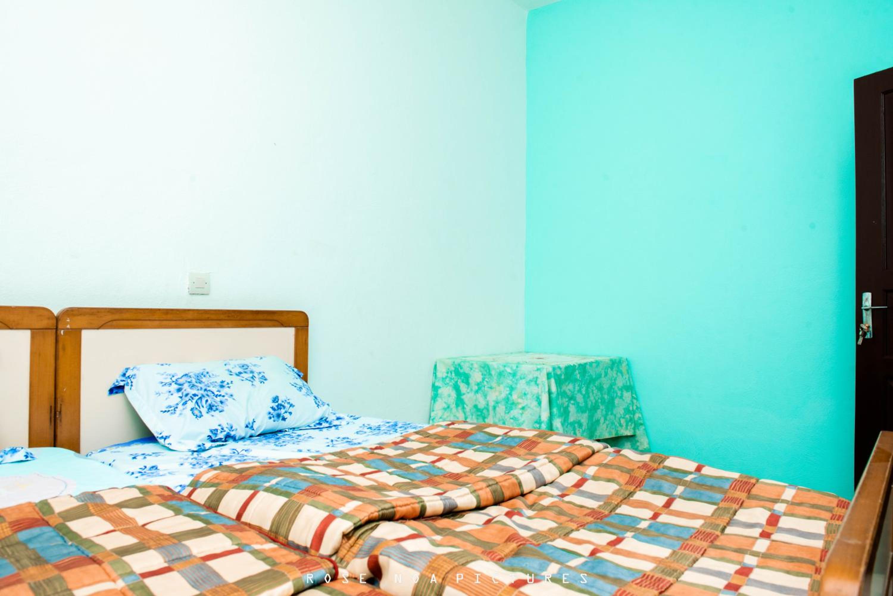Odza, modern apartment, 3 bedrooms, private parking