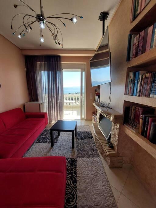 Aurora's apartment eretria view 3