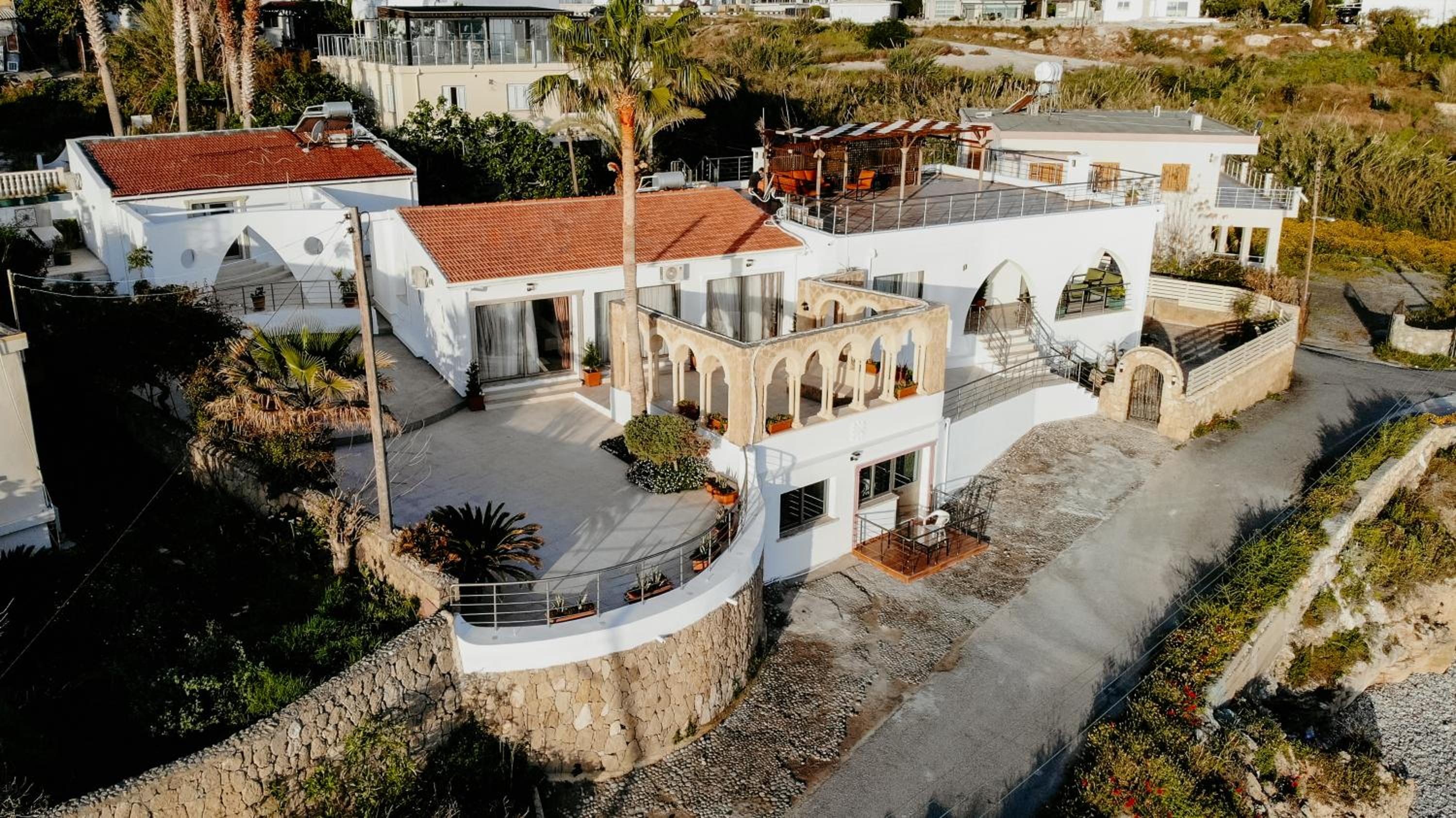 Luxuriant Houses Kyrenia
