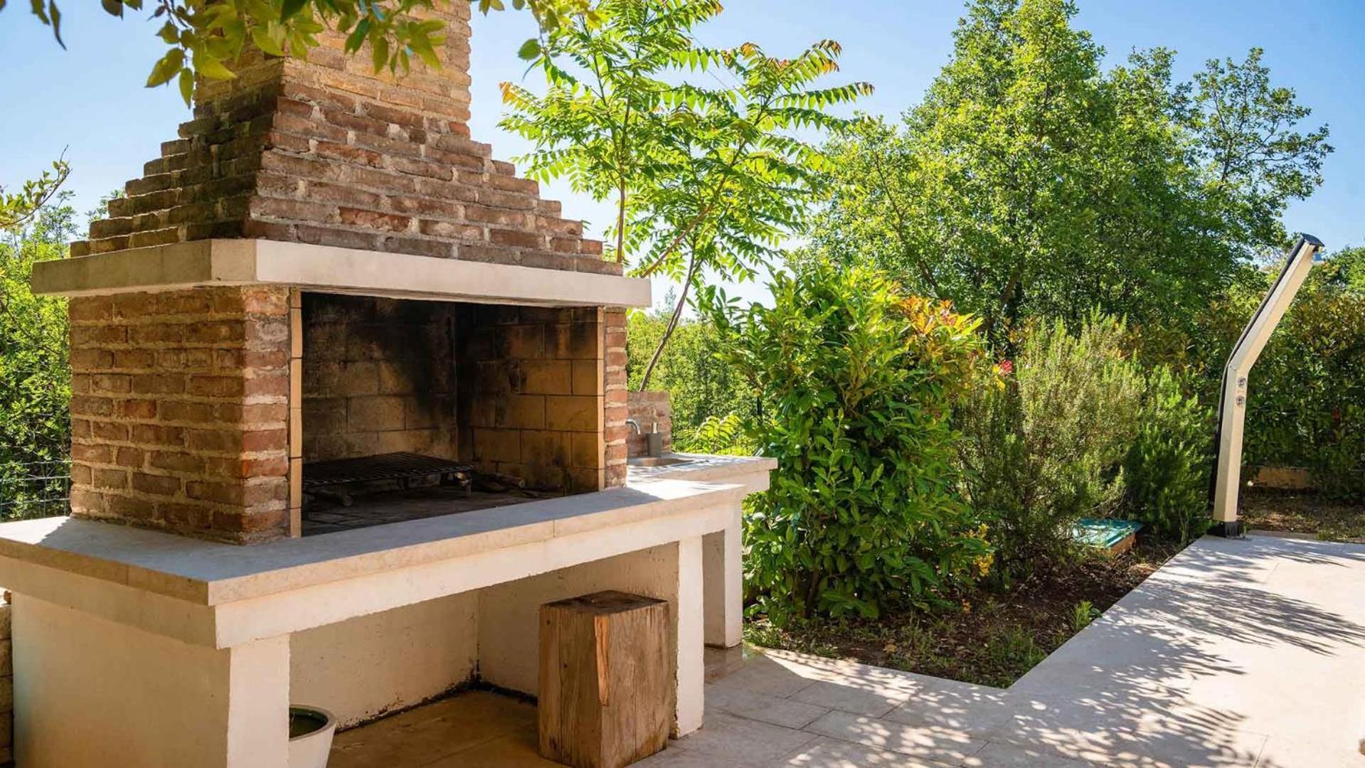 Modern villa with swimming pool in Rakalj view 5