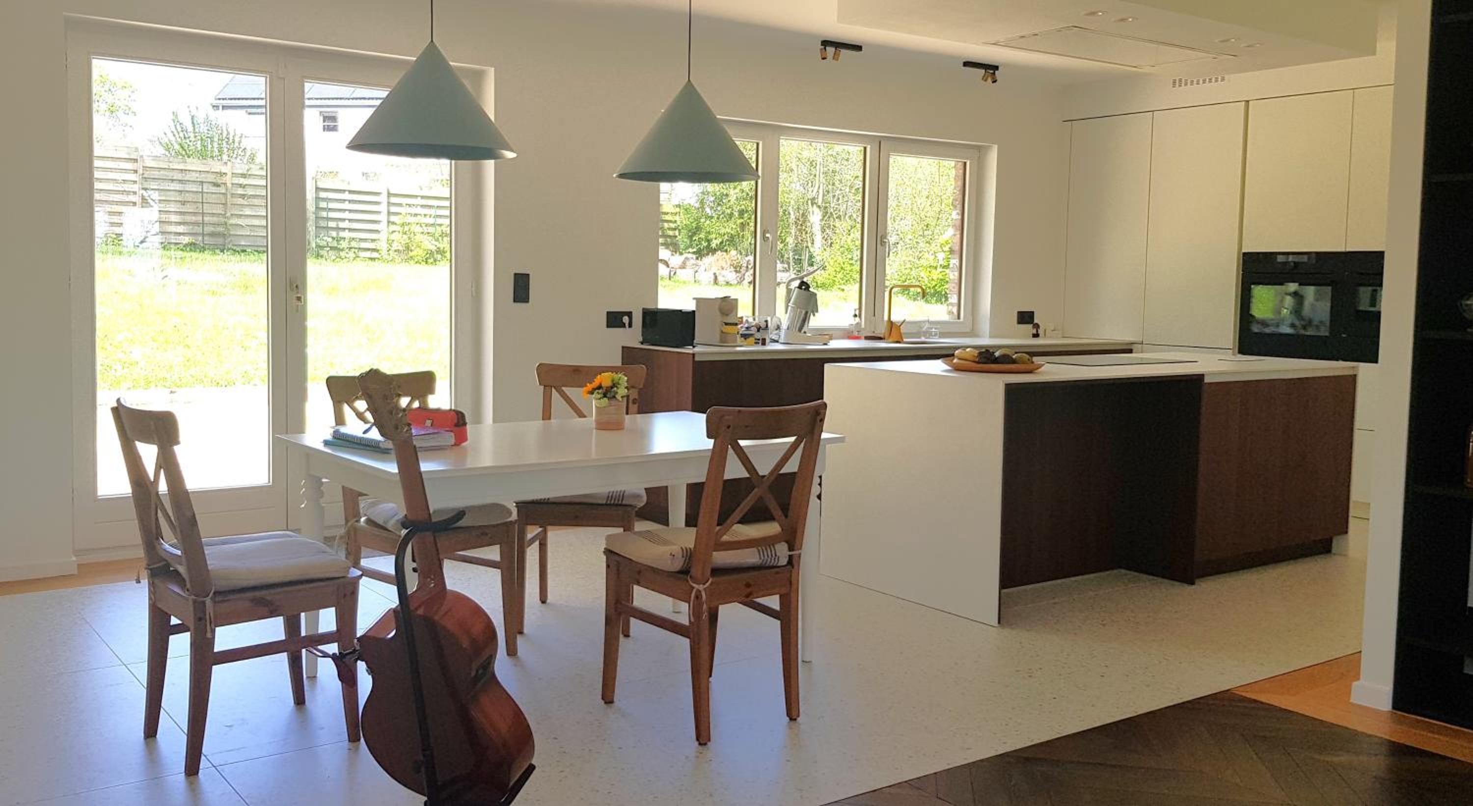 Très belle Villa 4 façades dans quartier vert et arboré - 5 kms de Namur