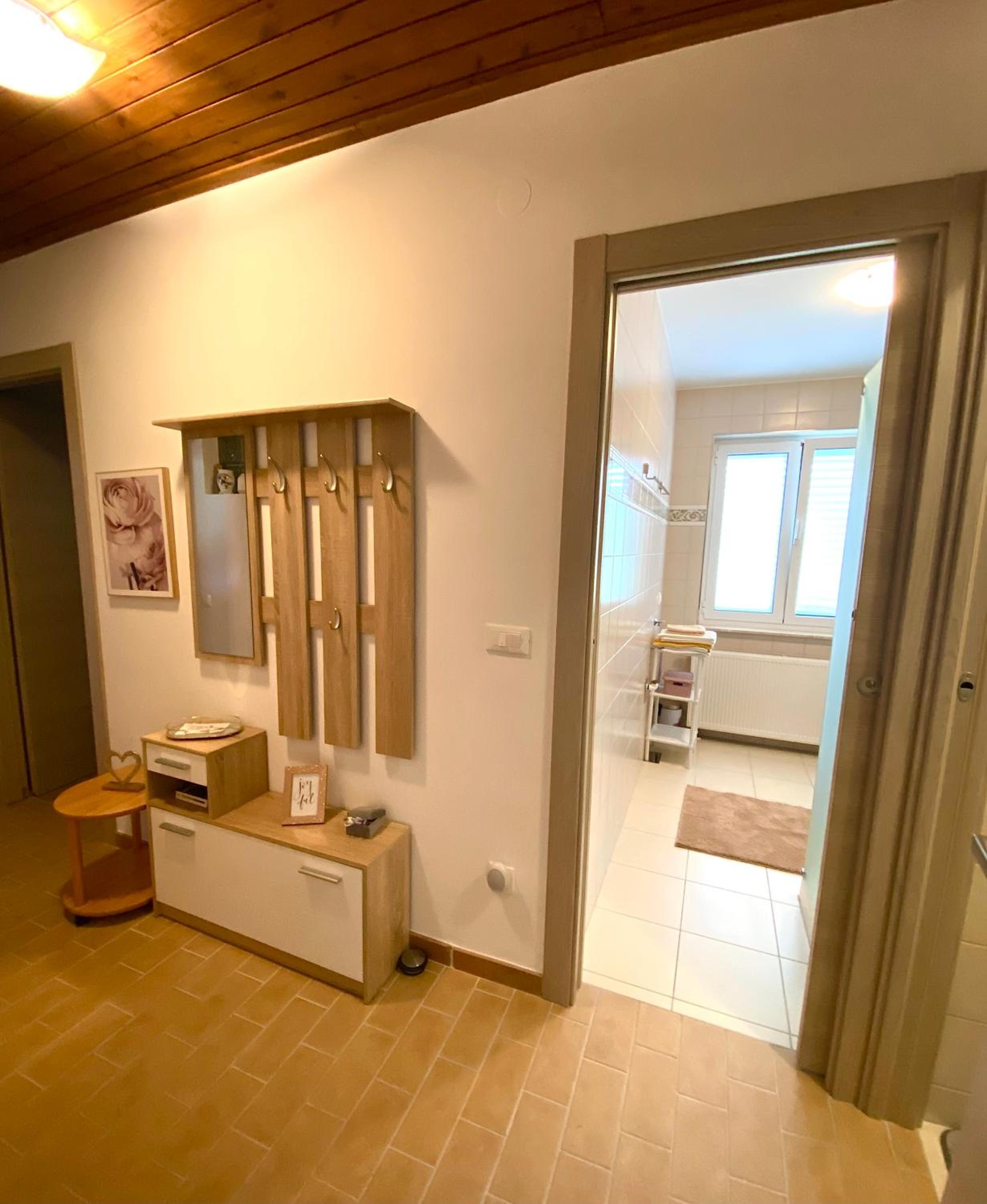 Photo 46
