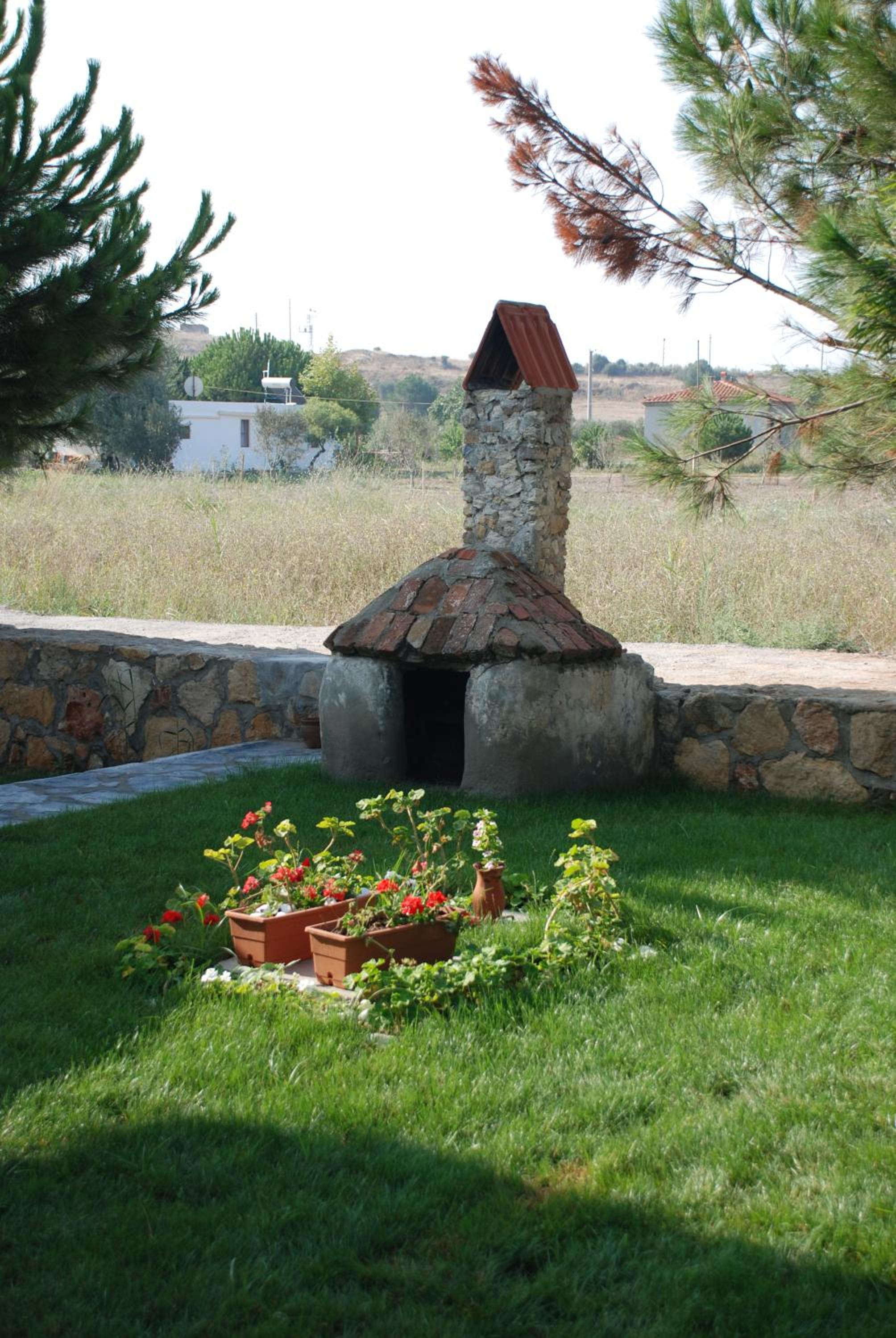 Nar Bağevi