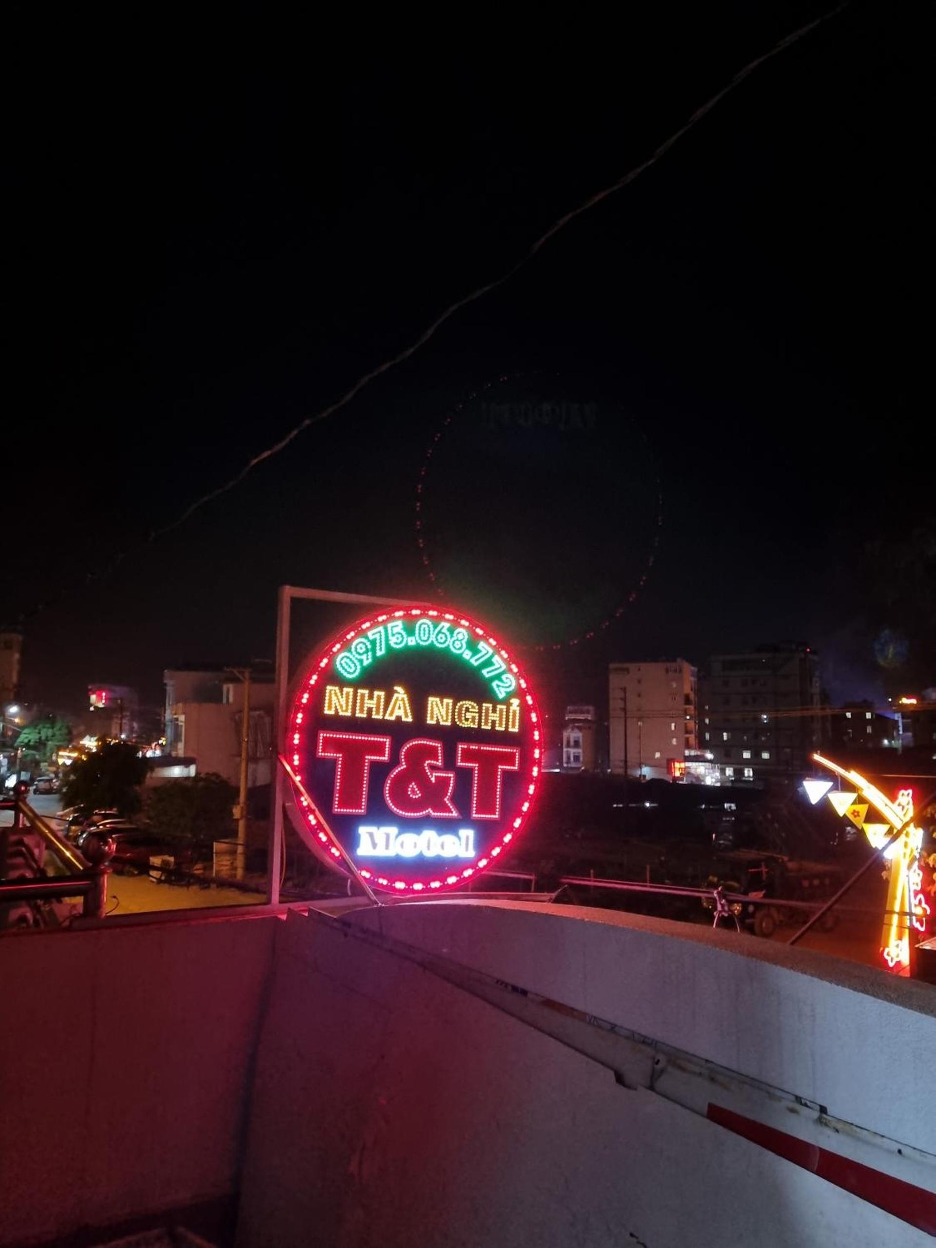 NHÀ NGHỈ T&T view 3