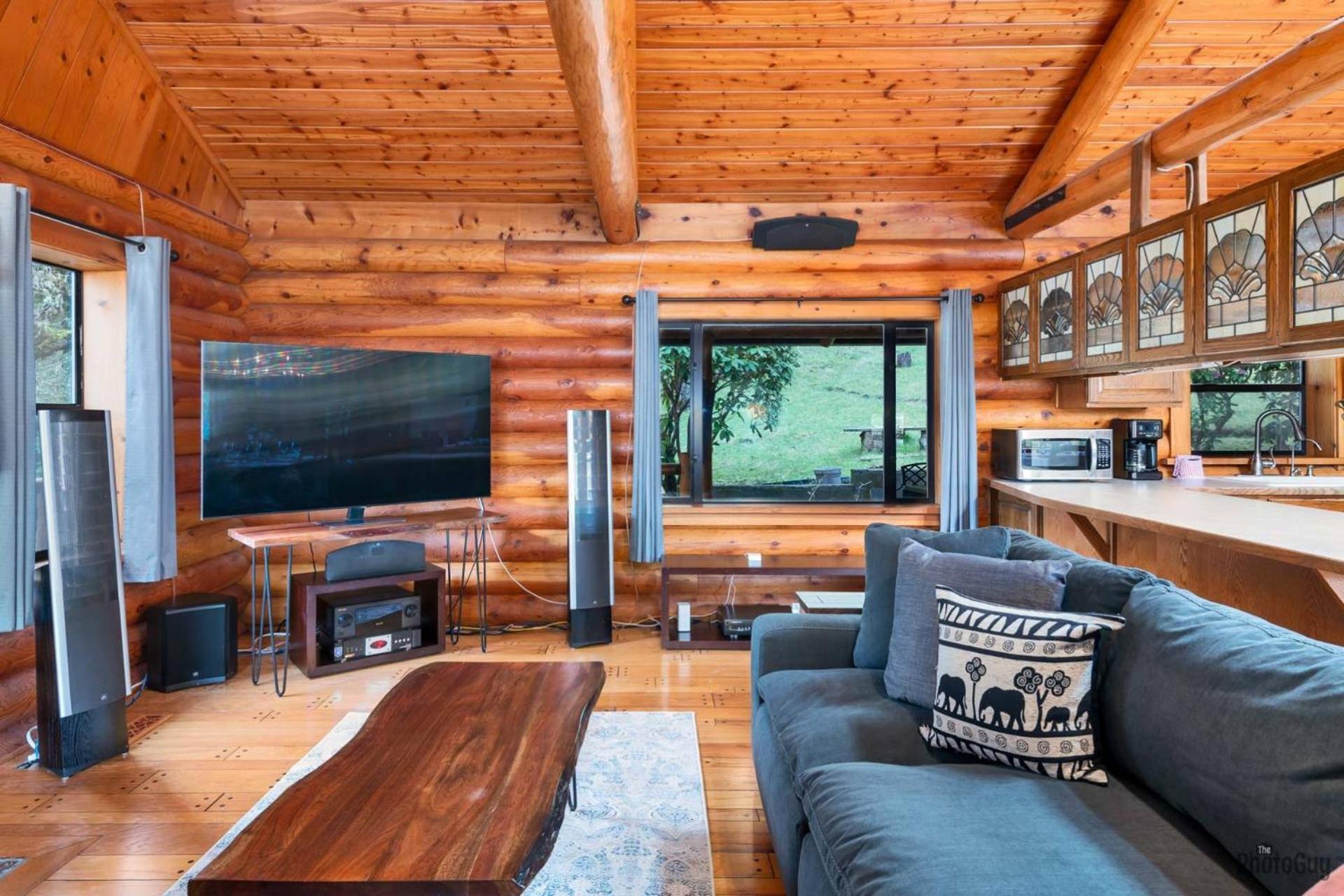 The Lake Cabin