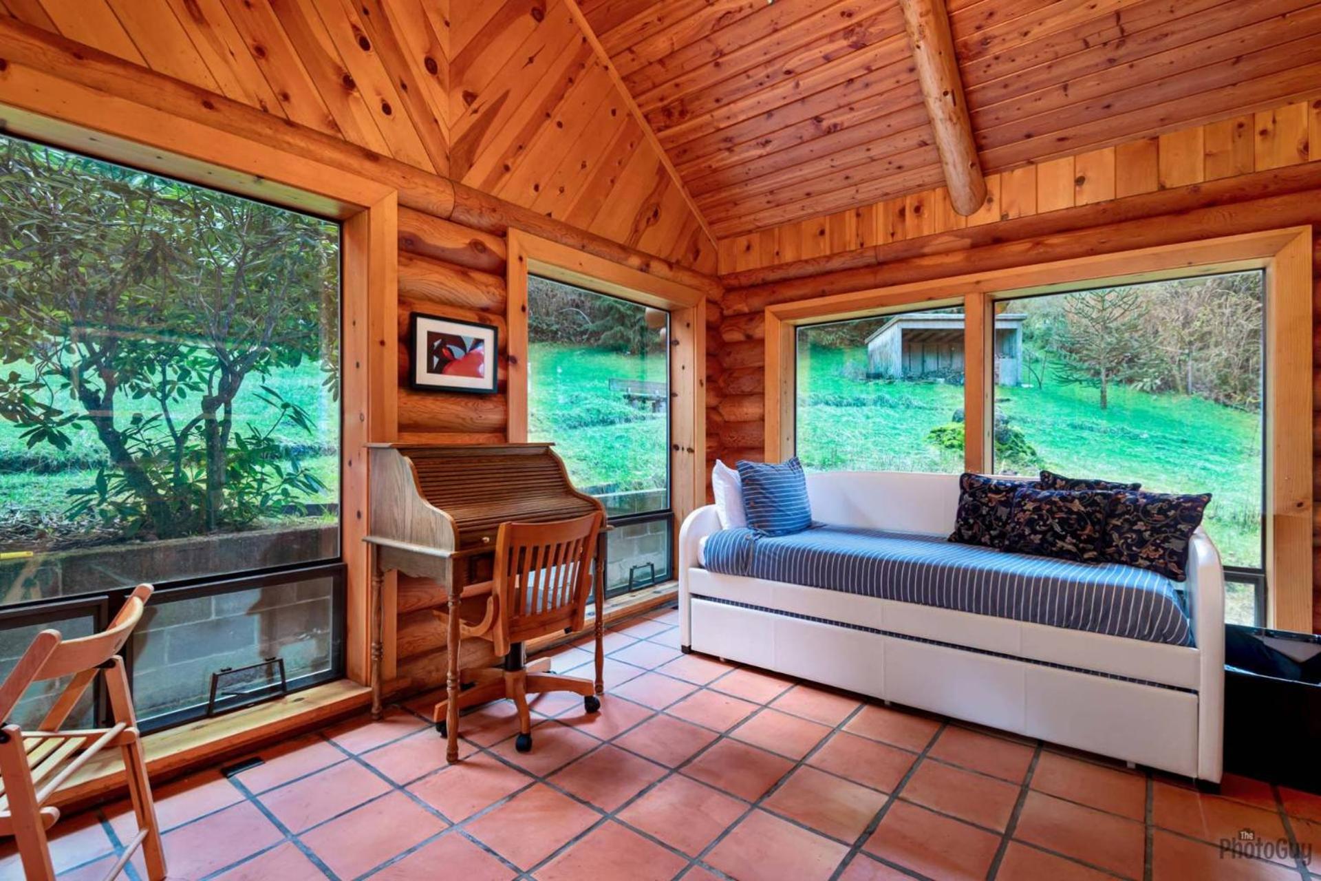 The Lake Cabin