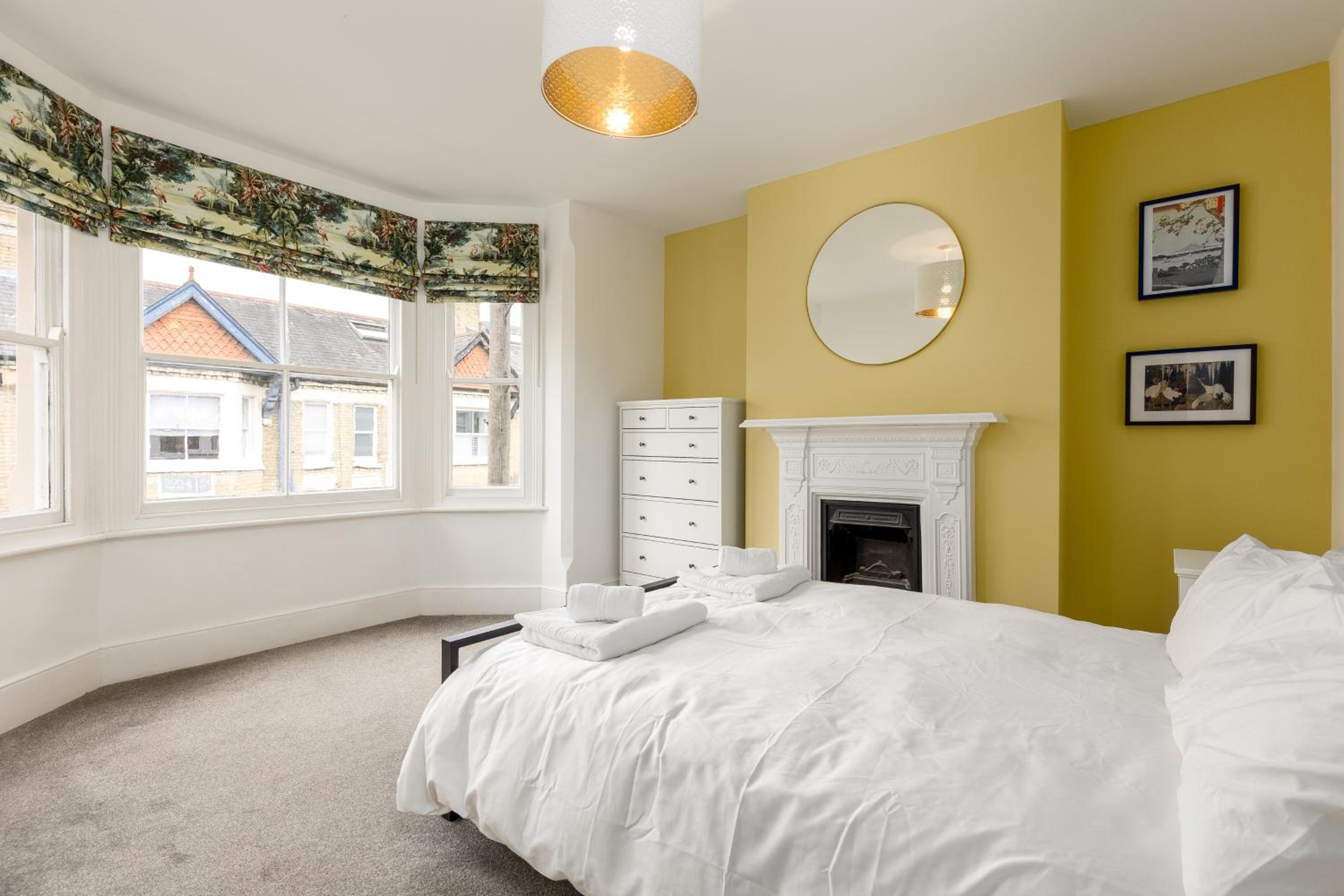 Beautiful Edwardian Central Oxford home view 5