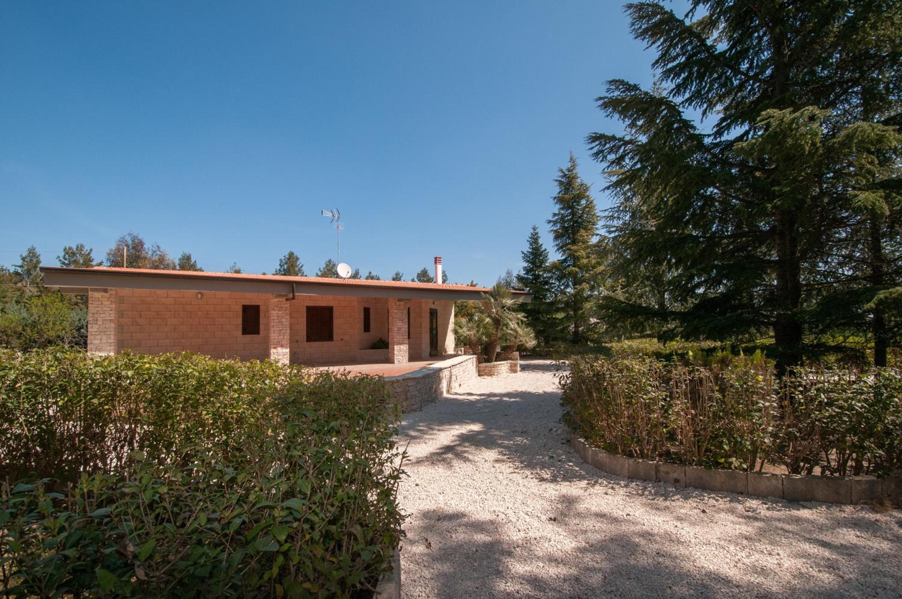 Chez-Antoinette view 2