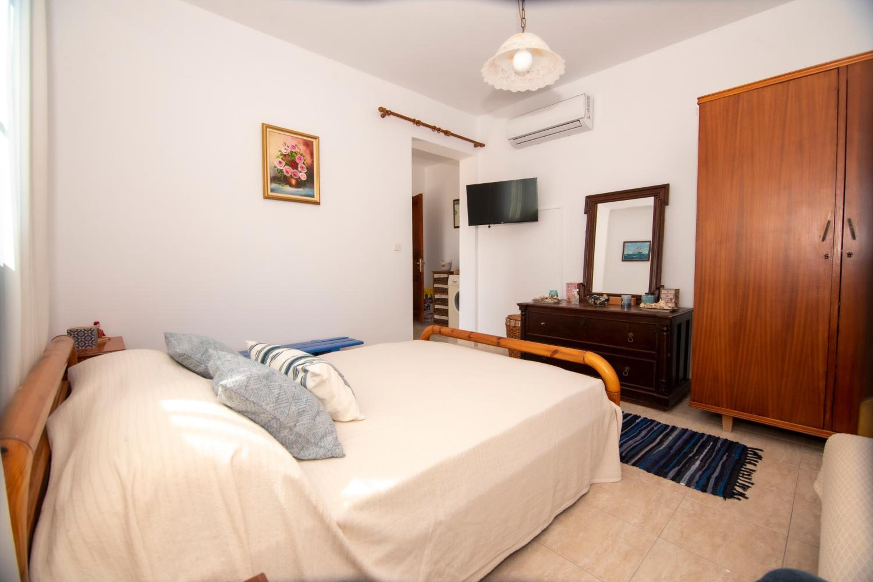Maria Nik Psaras House view 5