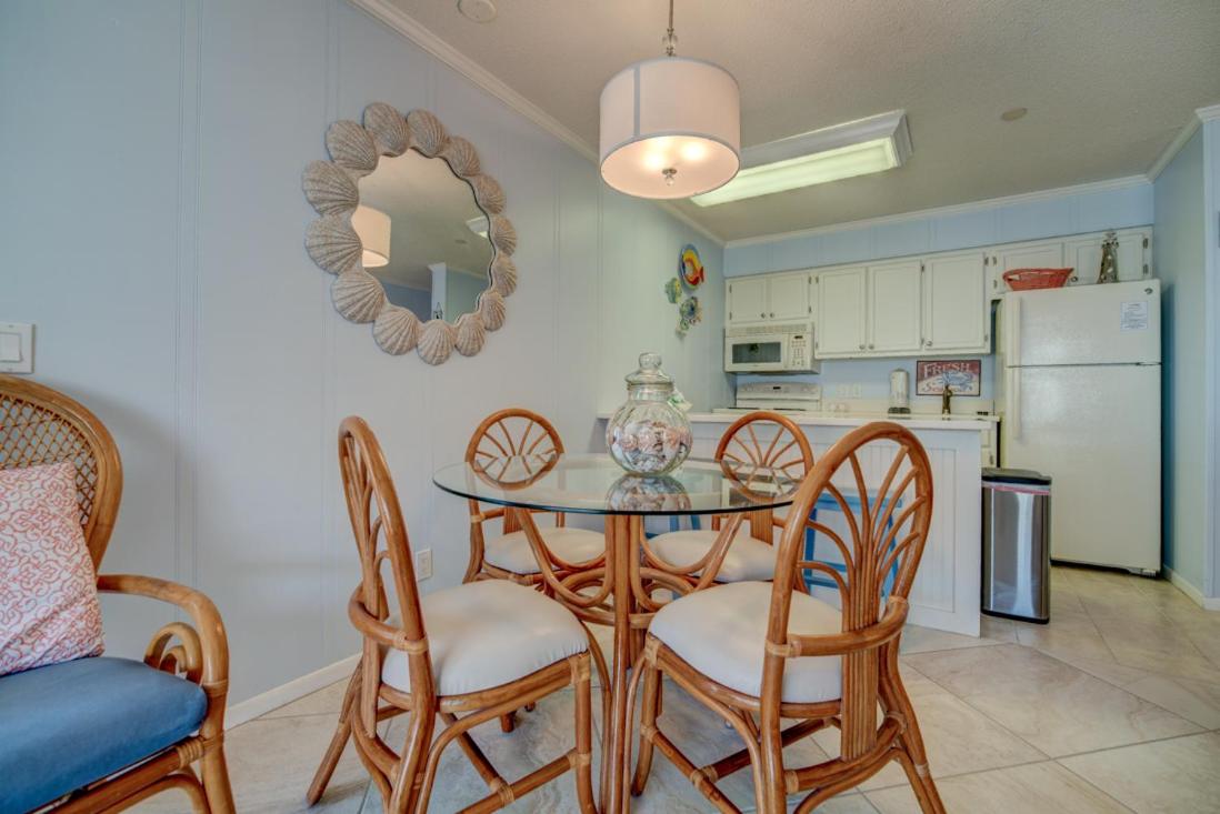 Beaufort Vacations - Ocean Dunes Villa 404, 2 Bedroom, Ocean Front, Pool, Sleeps 6 - Property Image 5