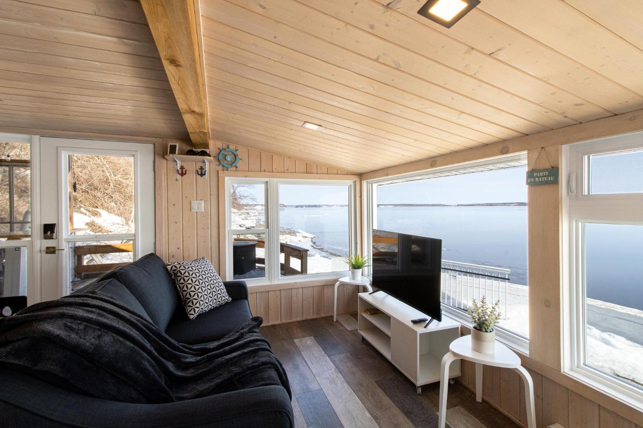 Les Chalets Tourisma - Loft au bord du fleuve - La Cabine