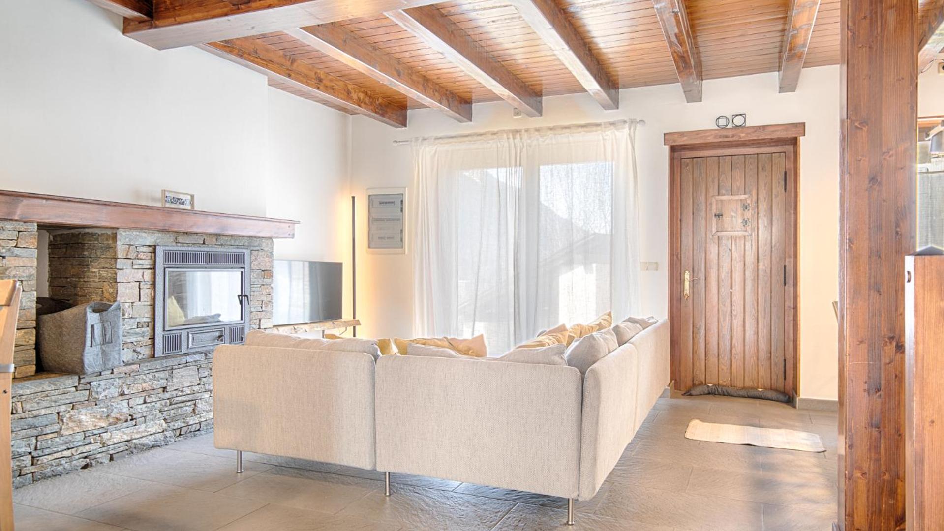 Saplan Real Estate ARRES DE SUS view 2