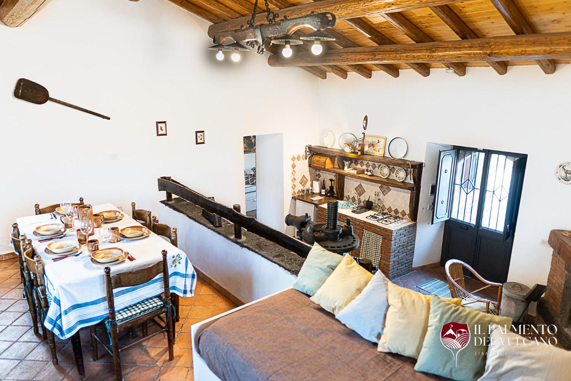 Chalet il Palmento del Vulcano view 2