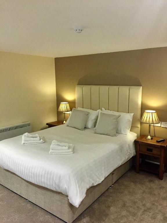 The Woodman Inn view 4