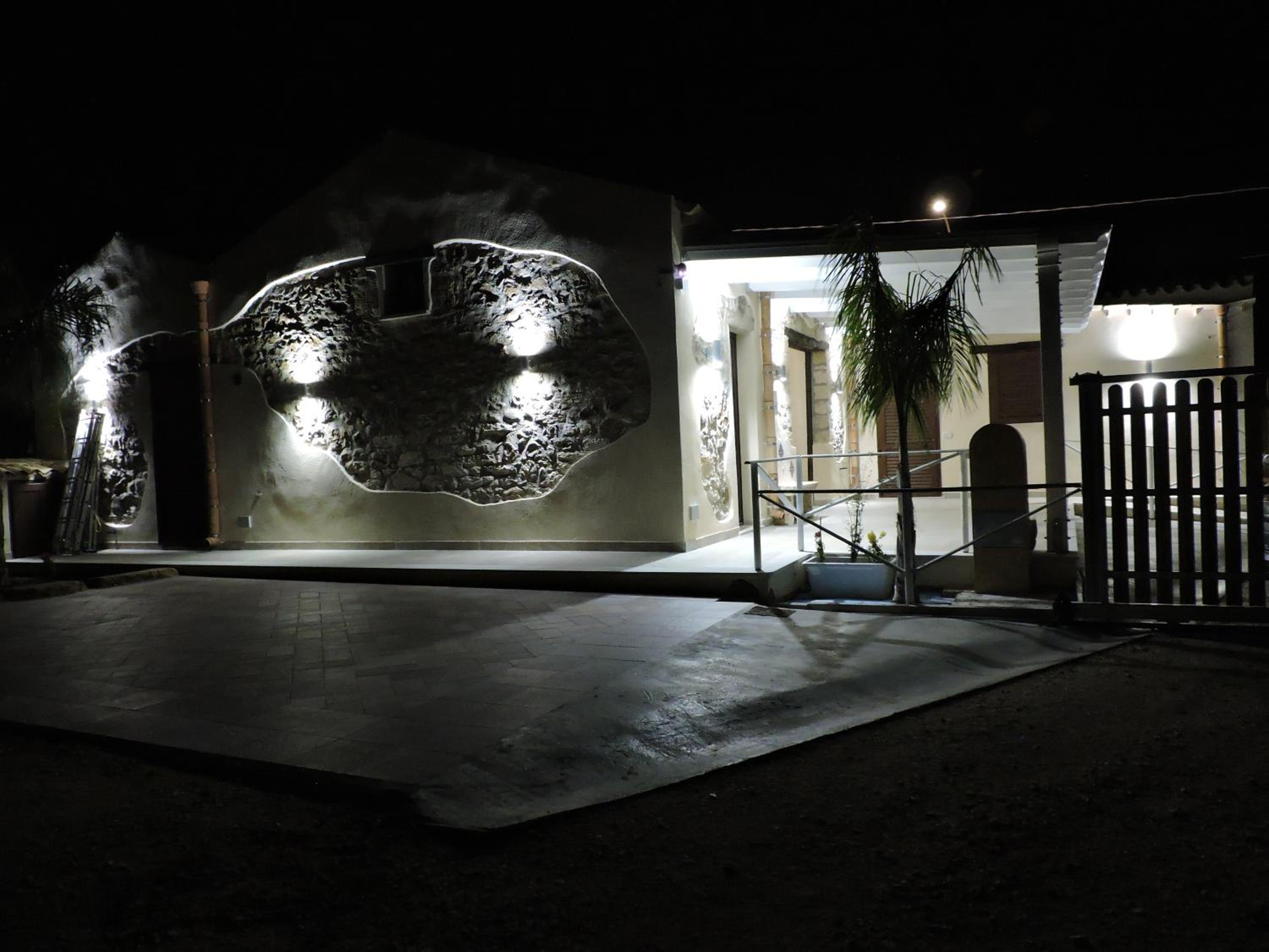 Photo 42