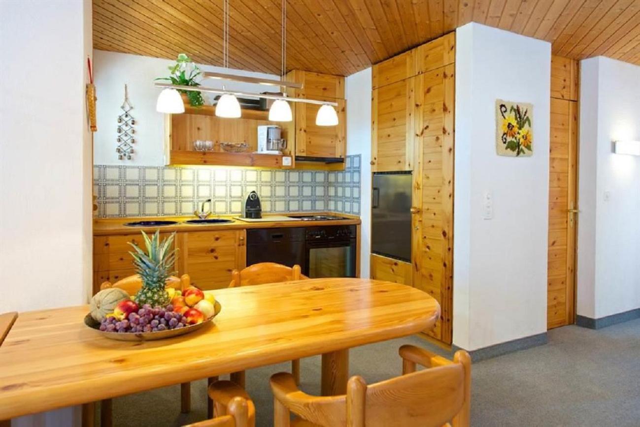 Apartment Schweizerhof 242 Lenzerheide