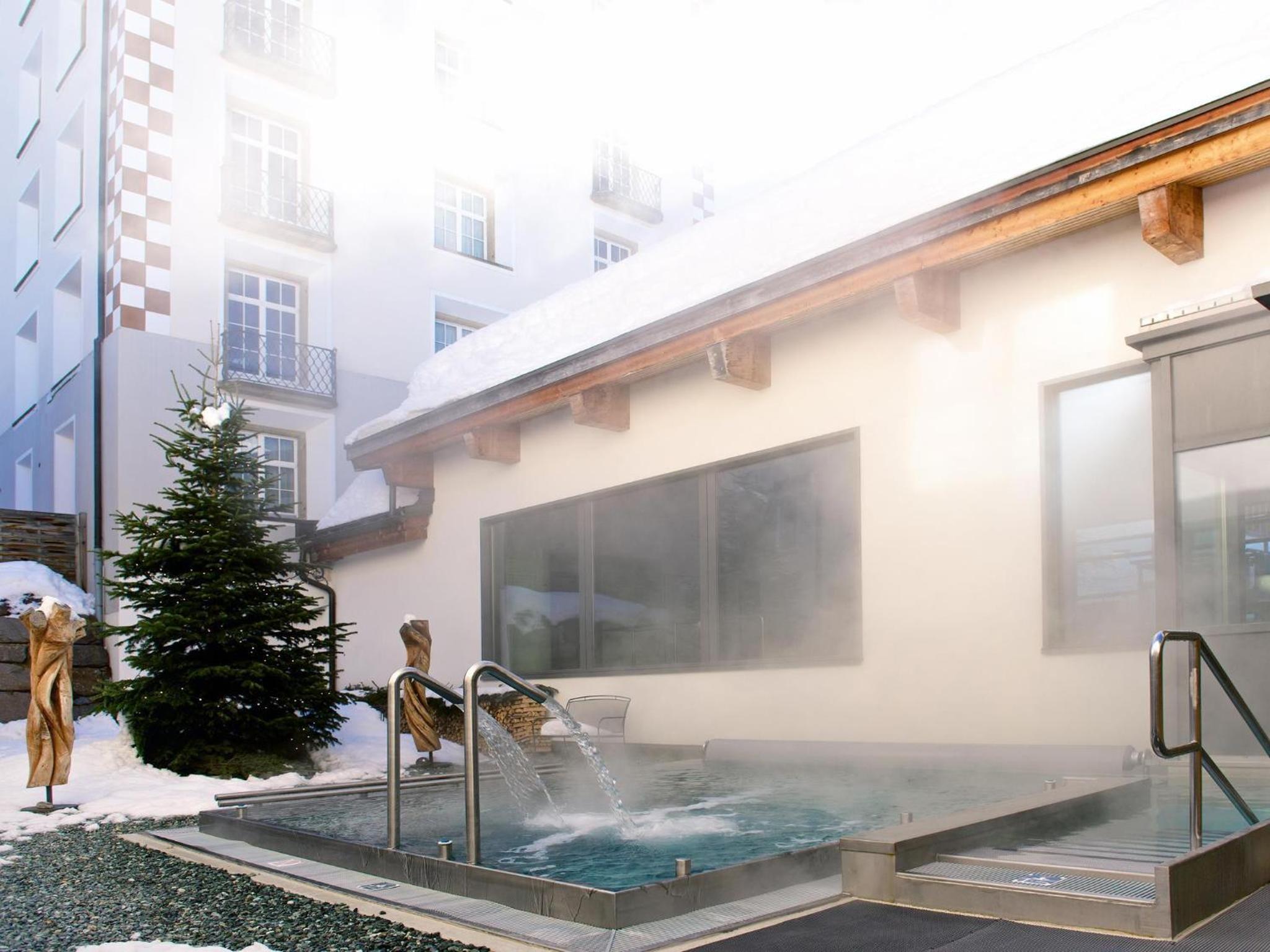 Apartment Schweizerhof 242 Lenzerheide