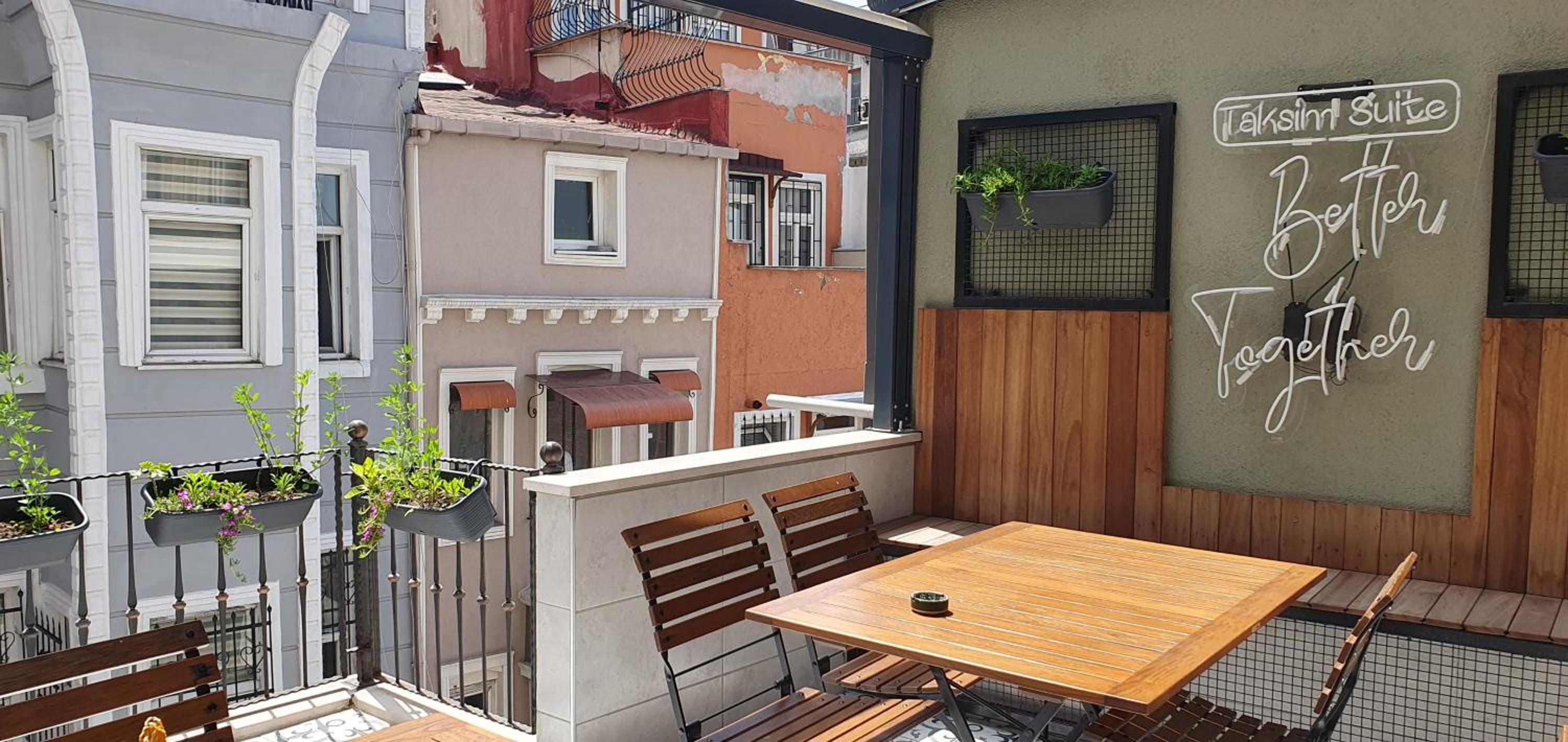 TAKSİM SUİTE - Image 101