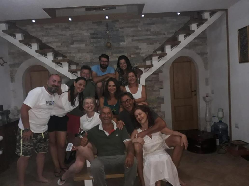 Bujtina Gjana
