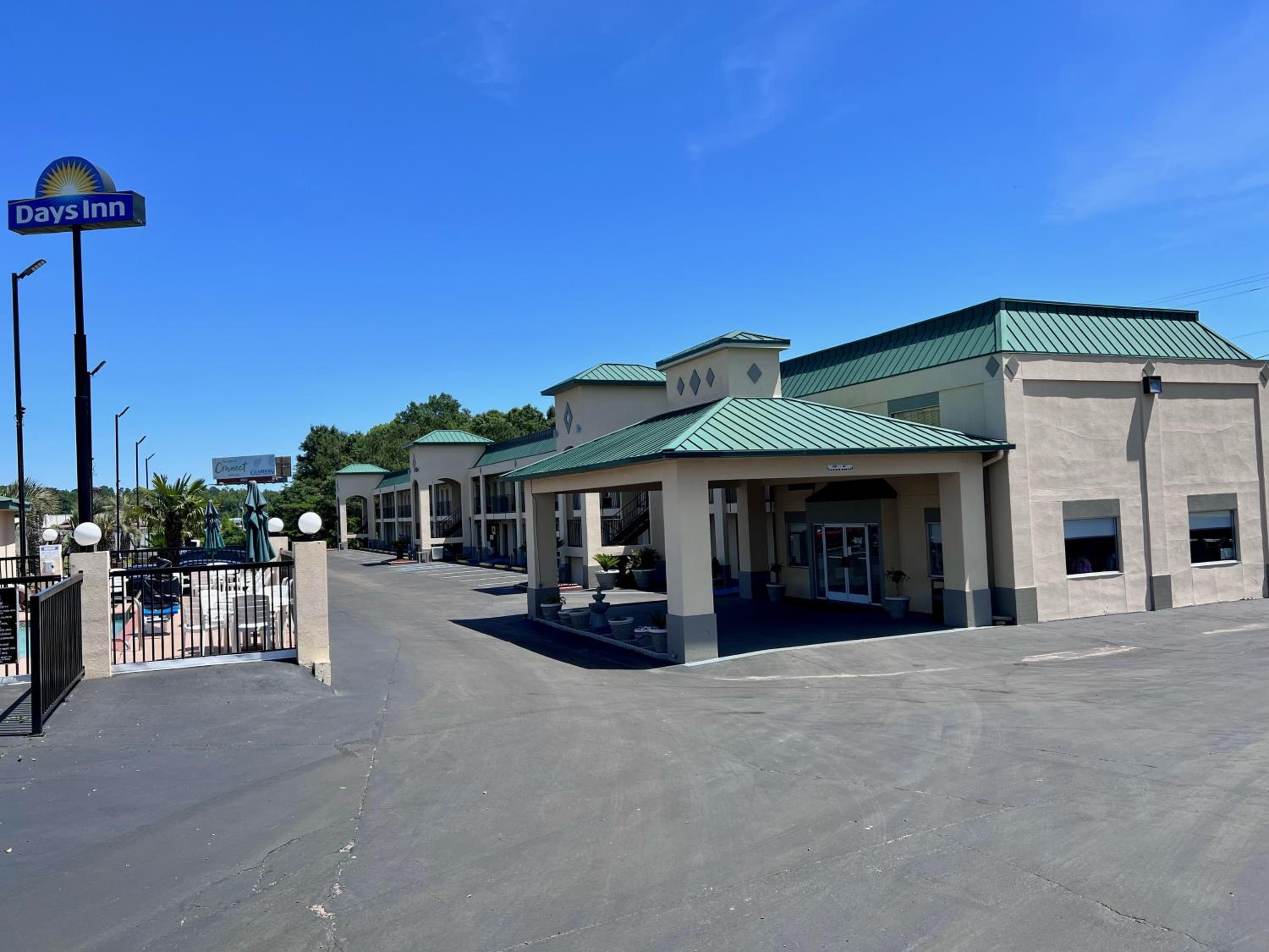 Greenville Vacations - Days Inn by Wyndham Greenville - Property Image 1
