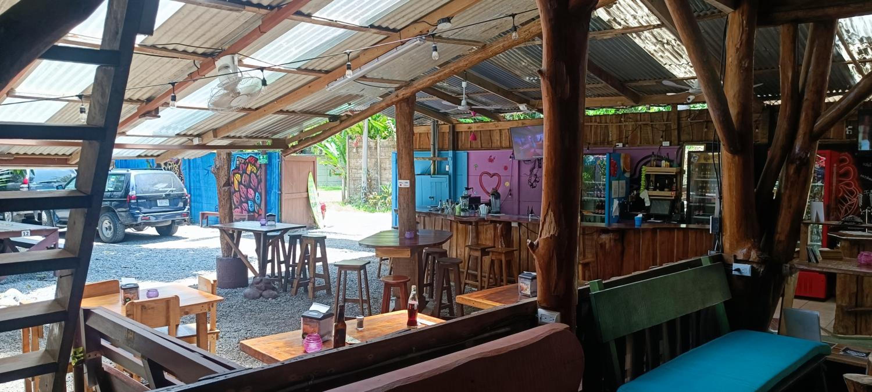 Flutterby House Hostel