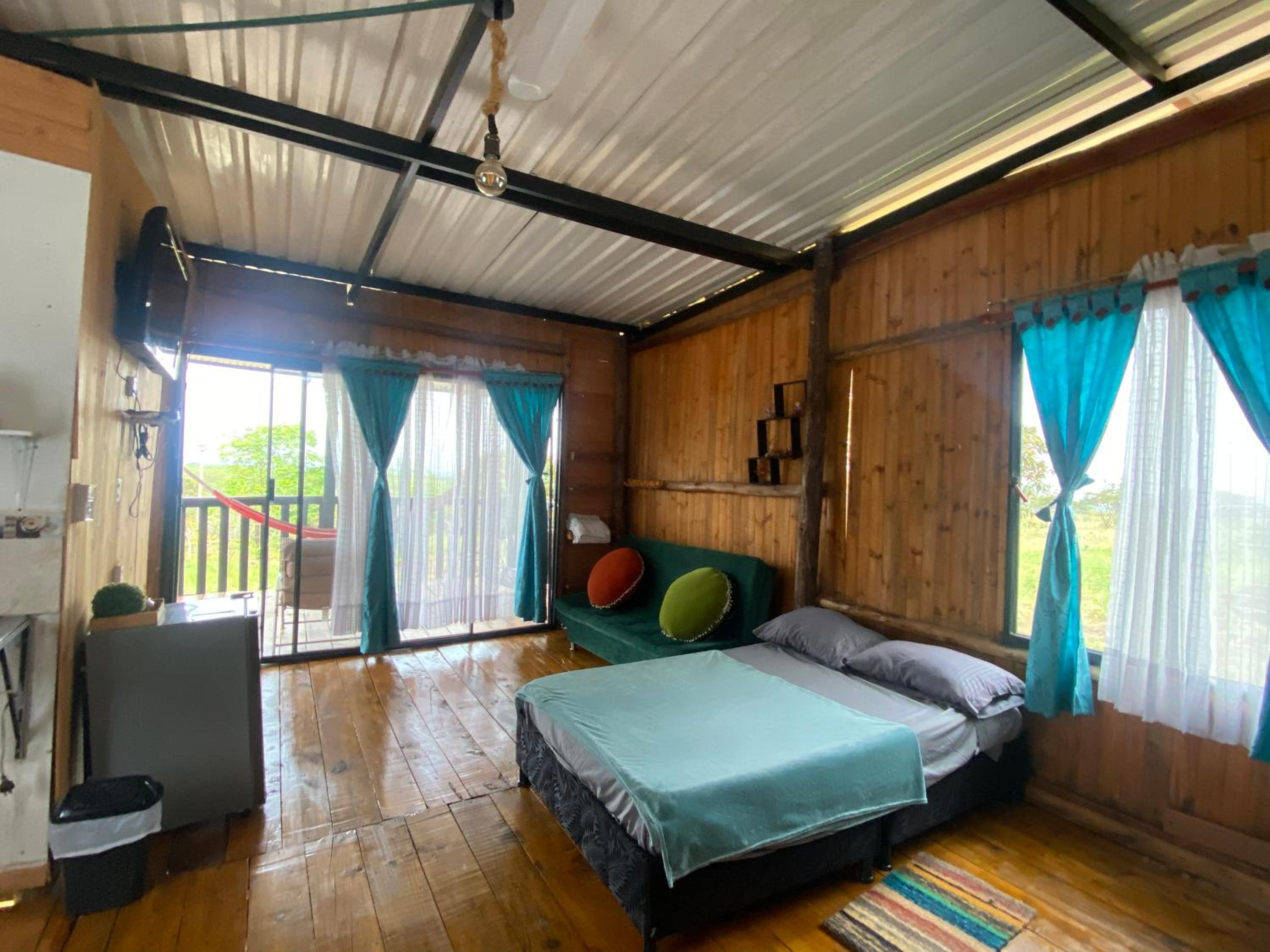 GLAMPING Y CABAÑAS EL MANÁ