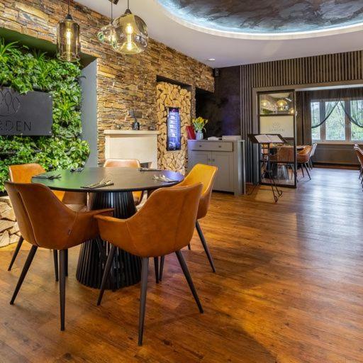 GARDEN Restaurant & Pension