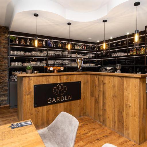 GARDEN Restaurant & Pension