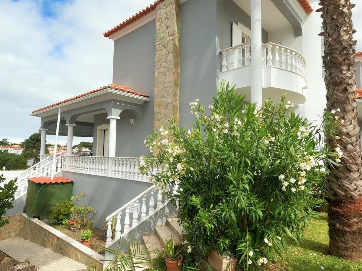 Luxury Apartment 4 Bedrooms Pool in Marisol view 2