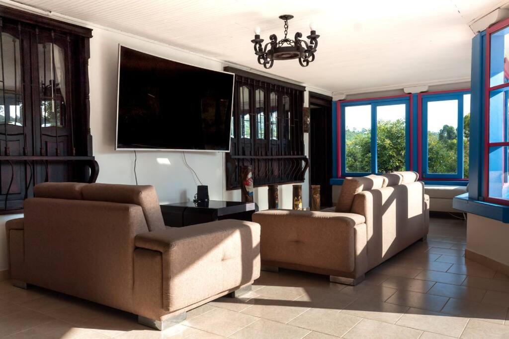 Espectacular casa en las montañas de Pereira