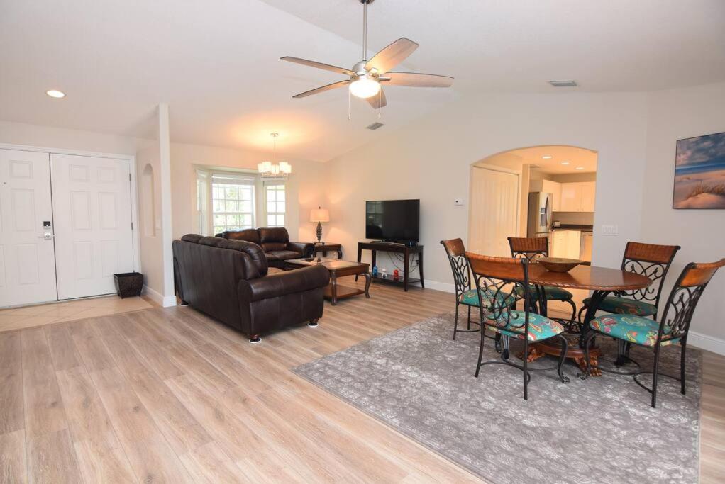 Bernice 3bd2bth With Heated Pool Near Siesta Key! view 5