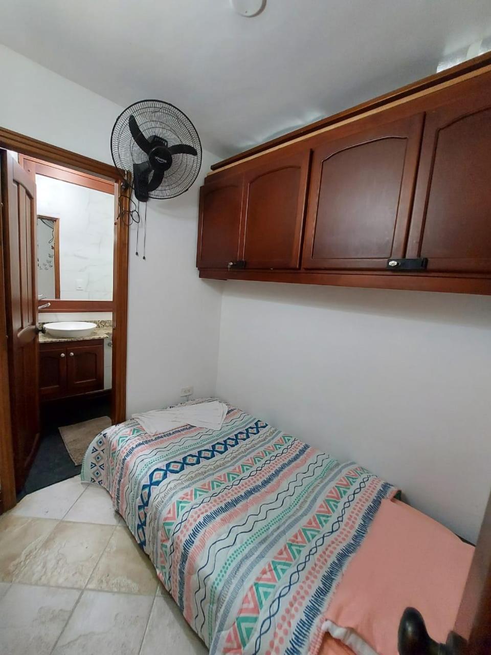 Apartamento VISTA AZUL RODADERO LAURELES 801