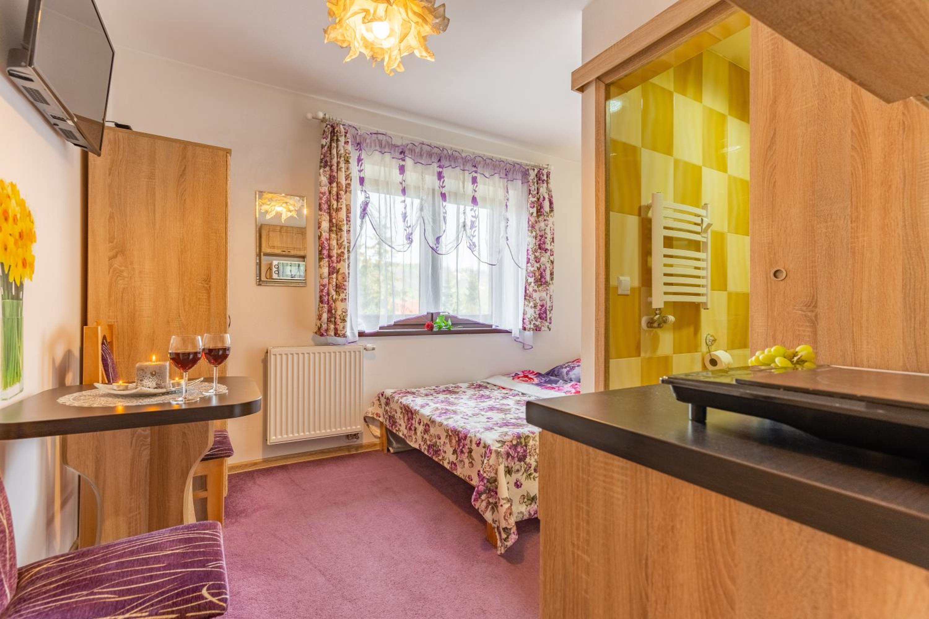 Photo 48